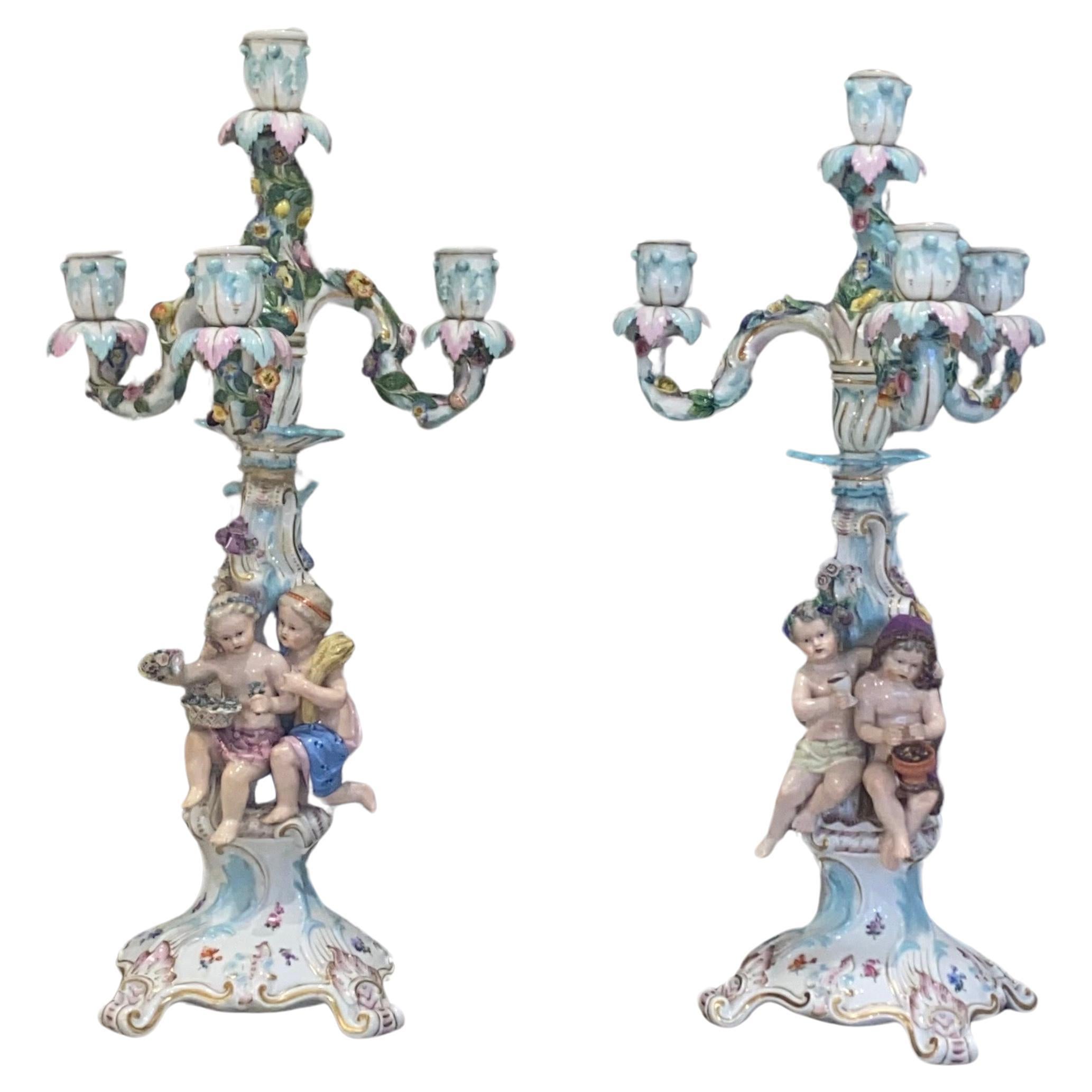 Paire de candélabres figuratifs en porcelaine de Meissen Circa 19e siècle  en vente 12