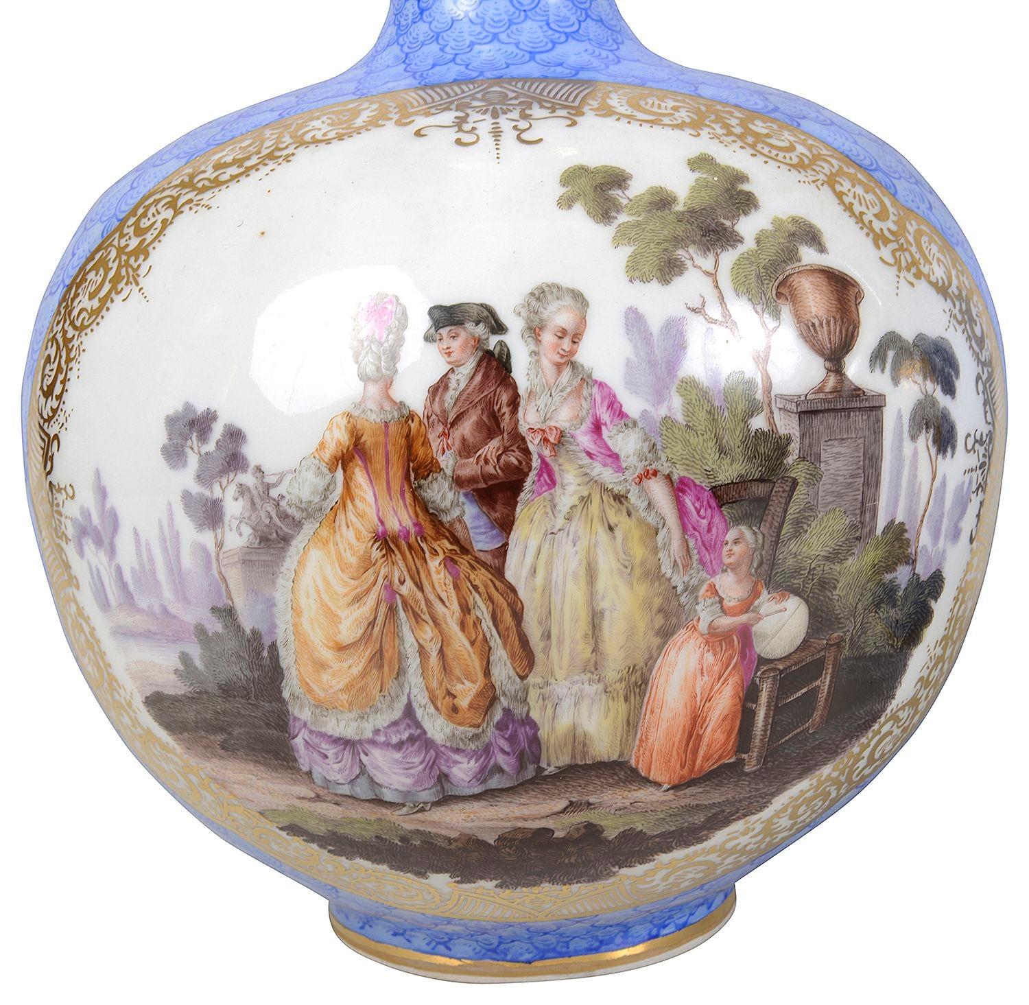 Pareja de jarrones de calabaza de porcelana estilo Meissen, hacia 1890 en Bueno estado para la venta en Brighton, Sussex