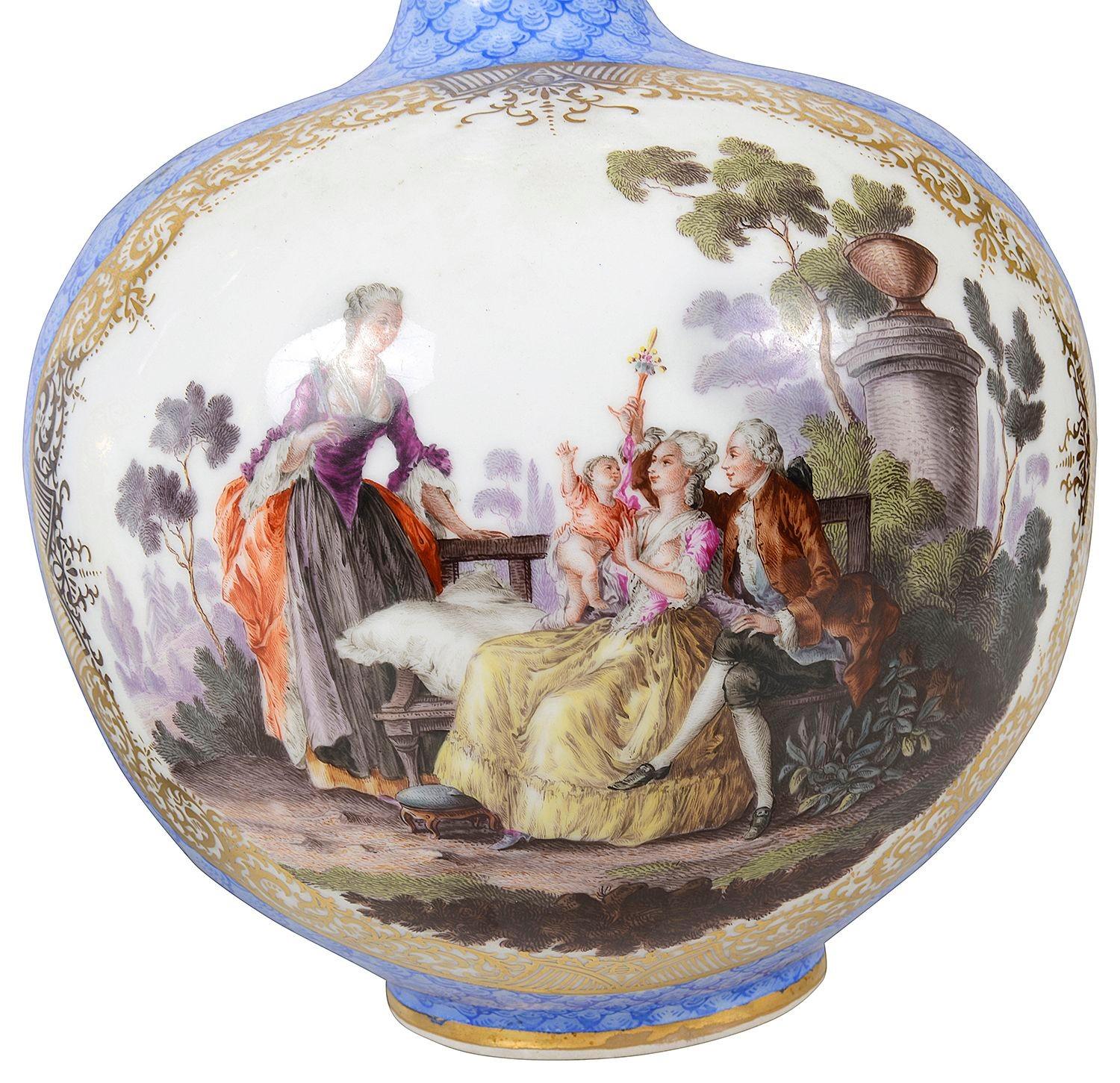 Pareja de jarrones de calabaza de porcelana estilo Meissen, hacia 1890 siglo XIX en venta