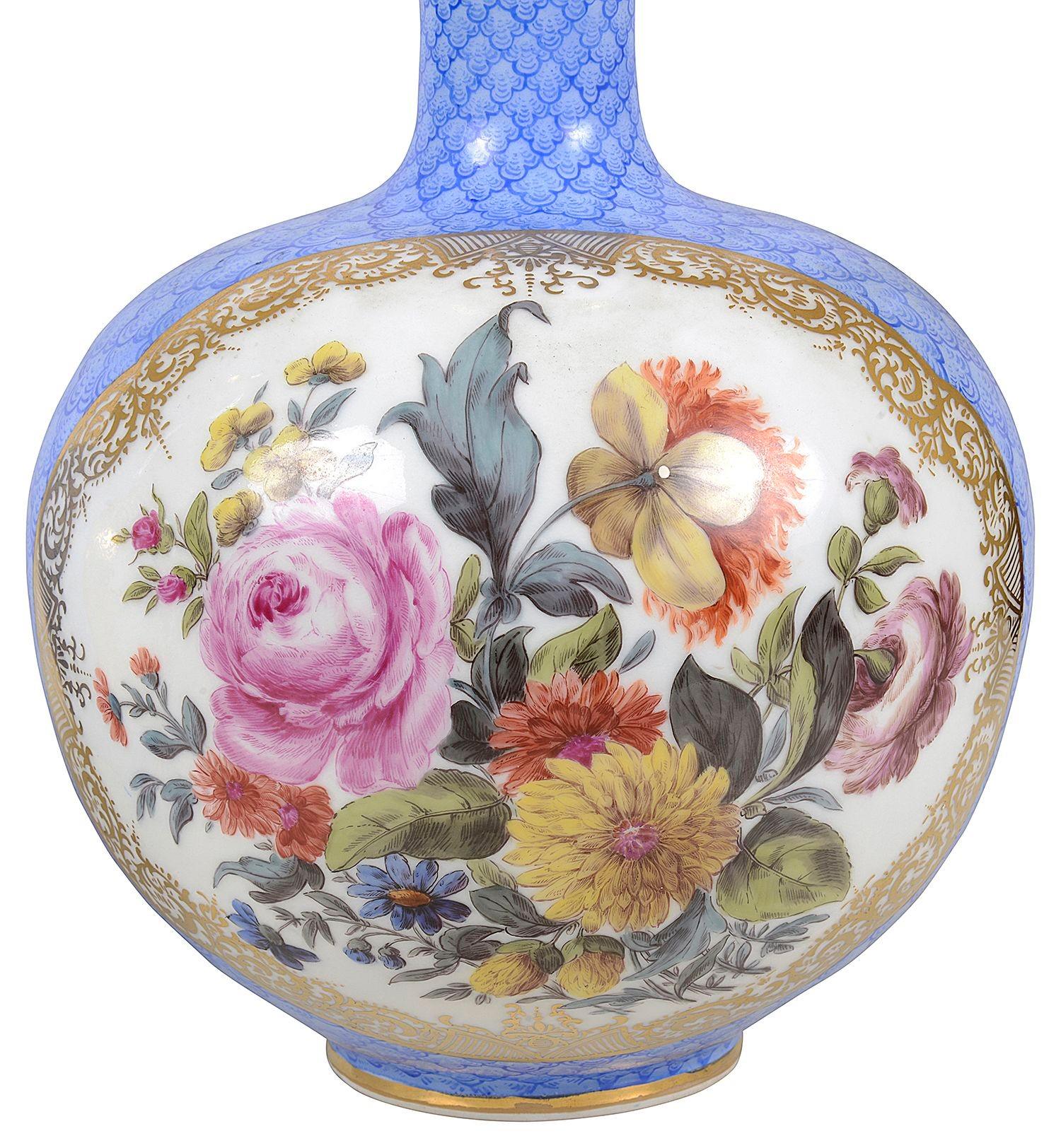Pareja de jarrones de calabaza de porcelana estilo Meissen, hacia 1890 en venta 1