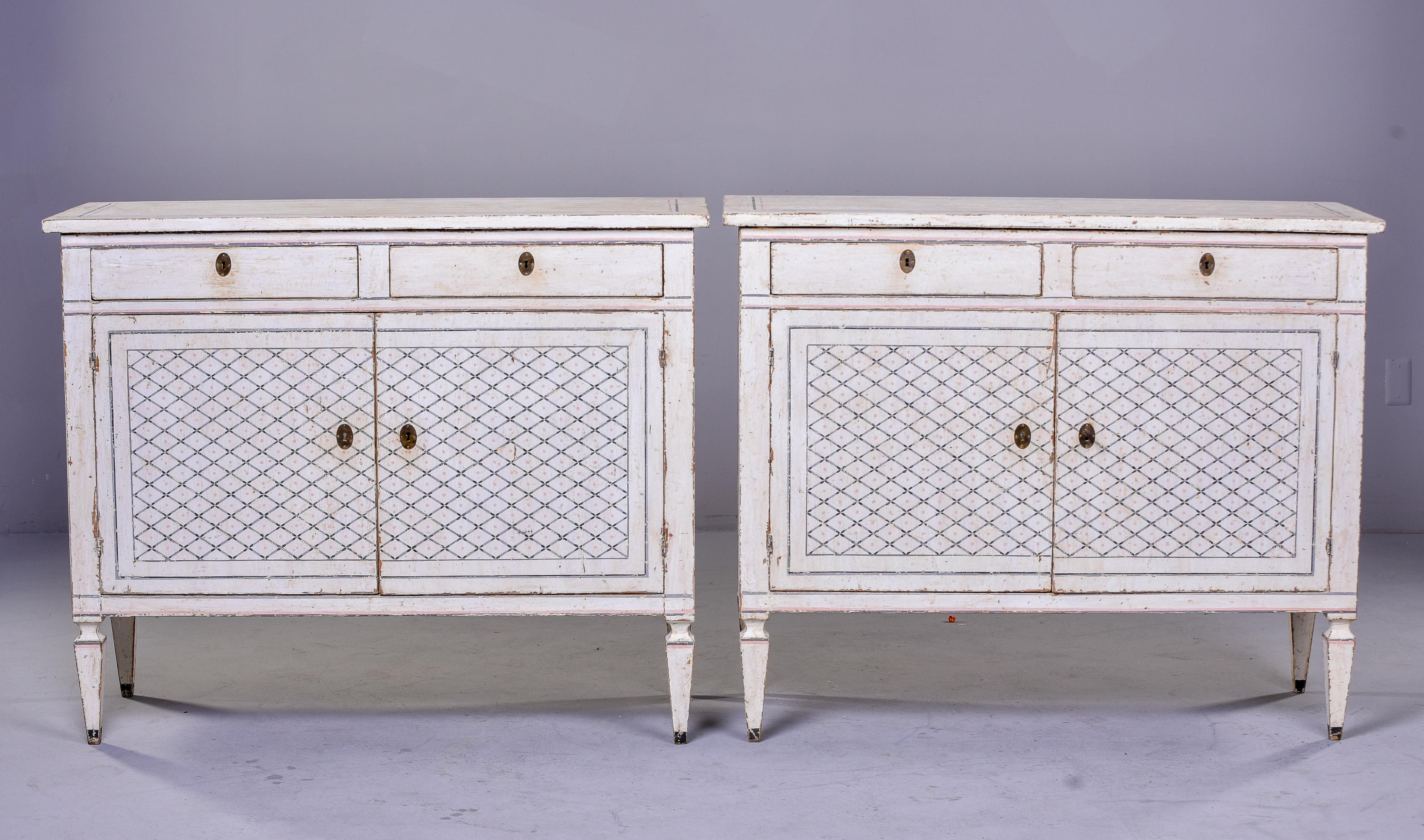Pair Mid 19th C Italian Bologna Region White Painted Cabinets For Sale 7