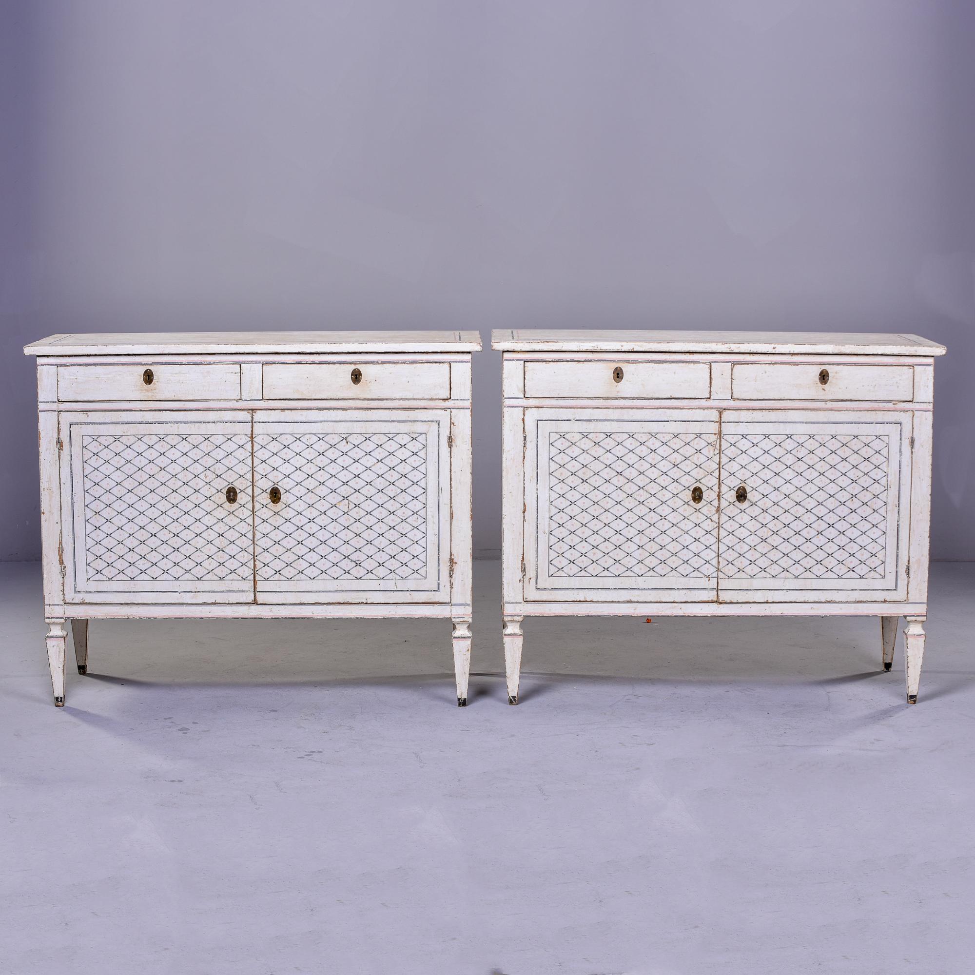 Pair Mid 19th C Italian Bologna Region White Painted Cabinets For Sale 8