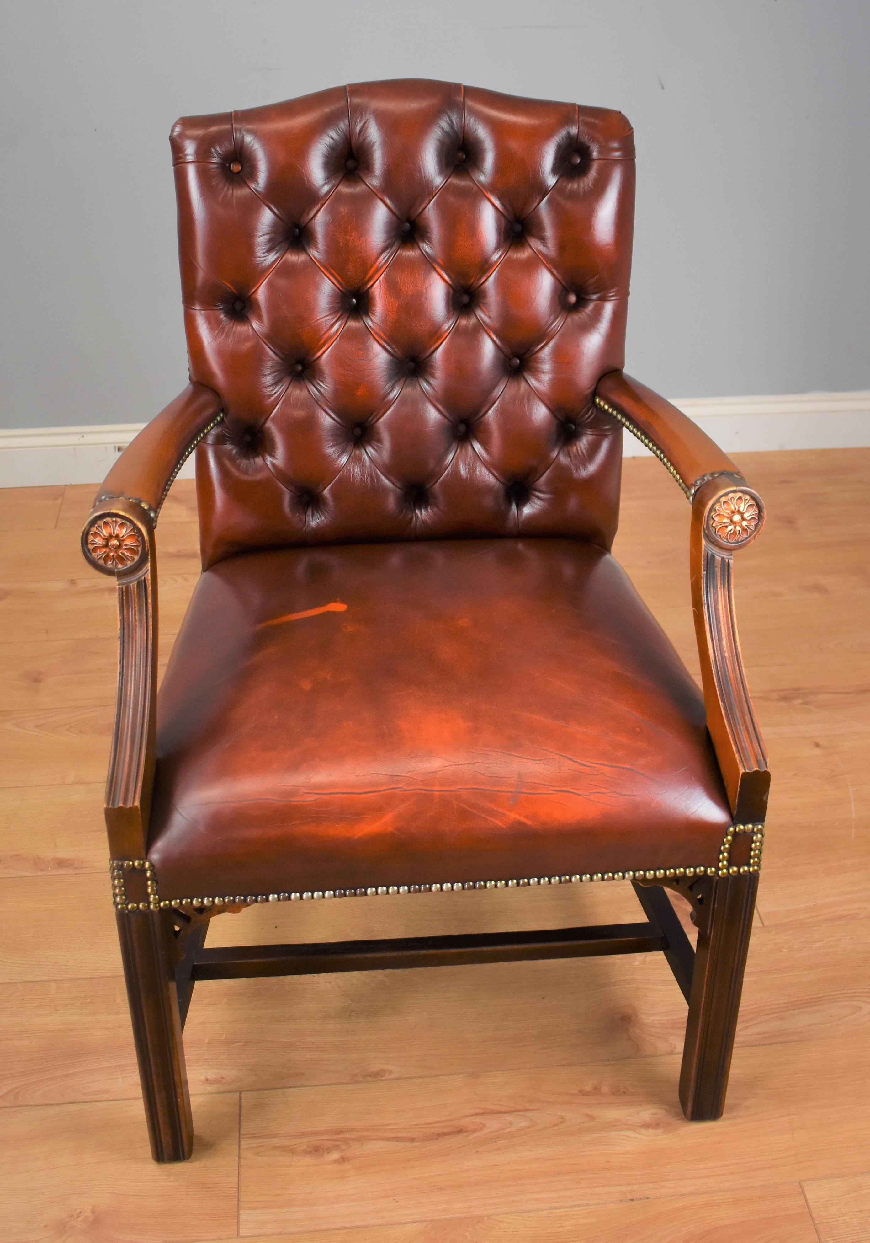 Pair of Mid-20th Century Leather Gainsborough Chairs 4