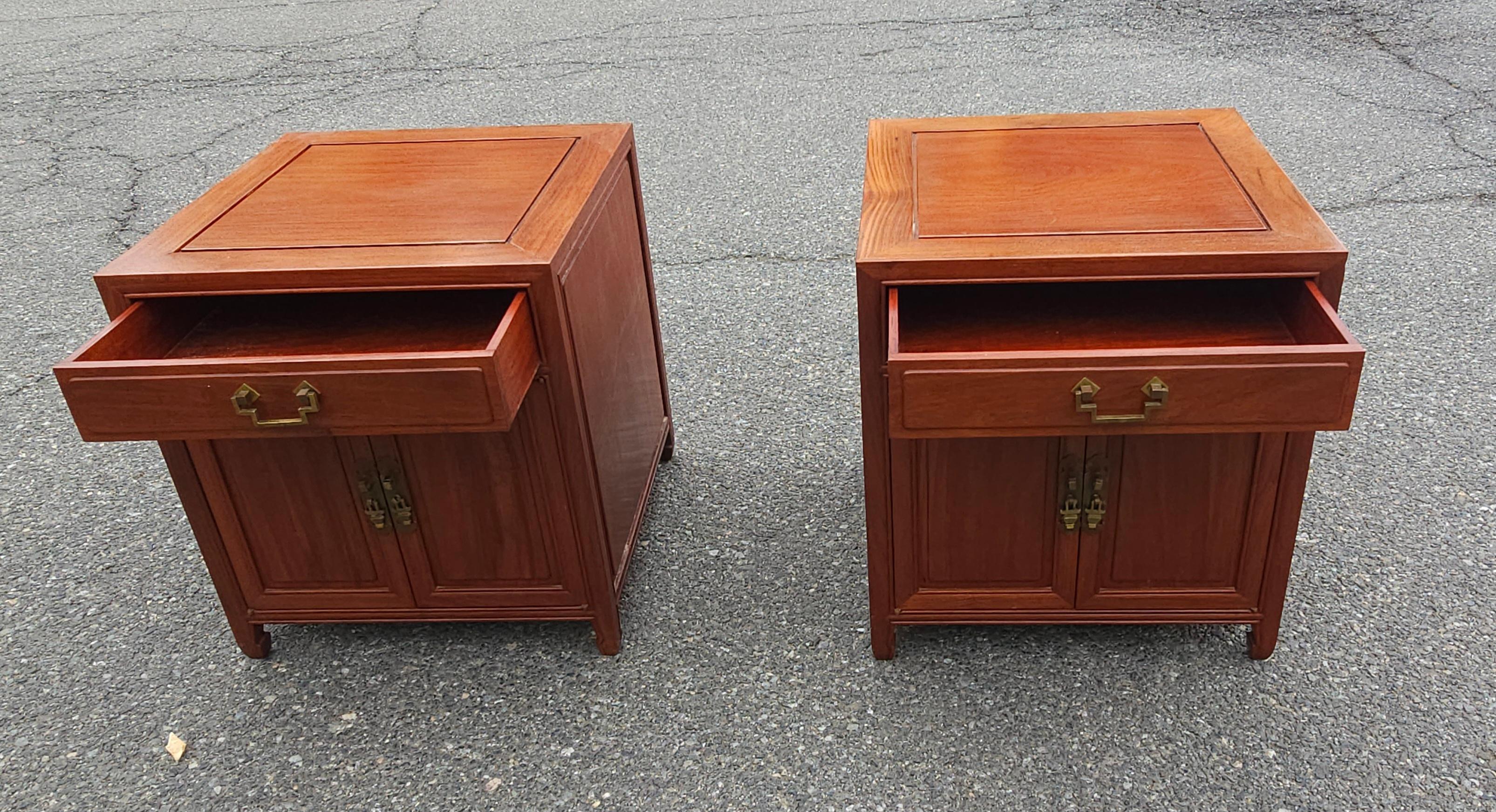 Pair Mid 20th Century Ming Style Rosewood Side Table Cabinets with Glass Top For Sale 5
