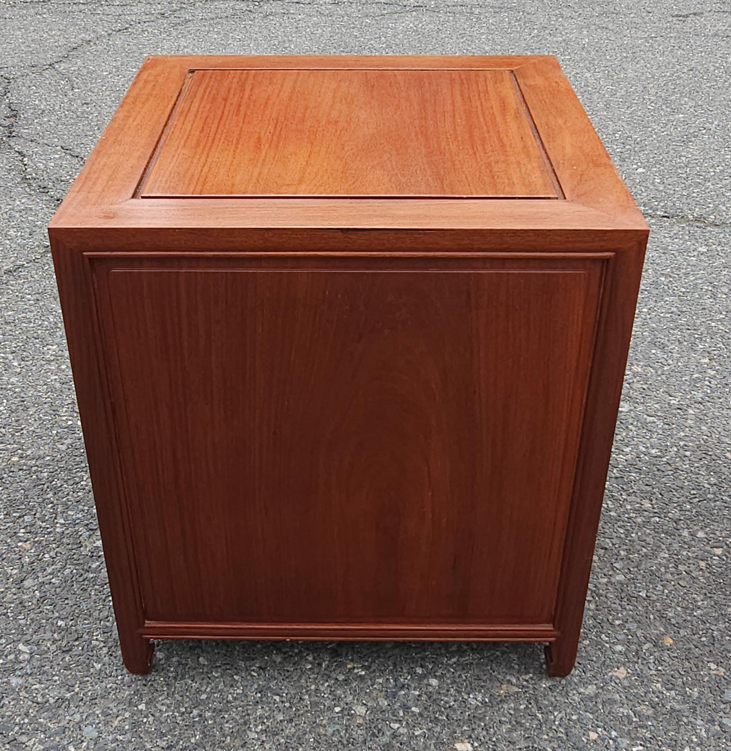 Hong Kong Pair Mid 20th Century Ming Style Rosewood Side Table Cabinets with Glass Top For Sale