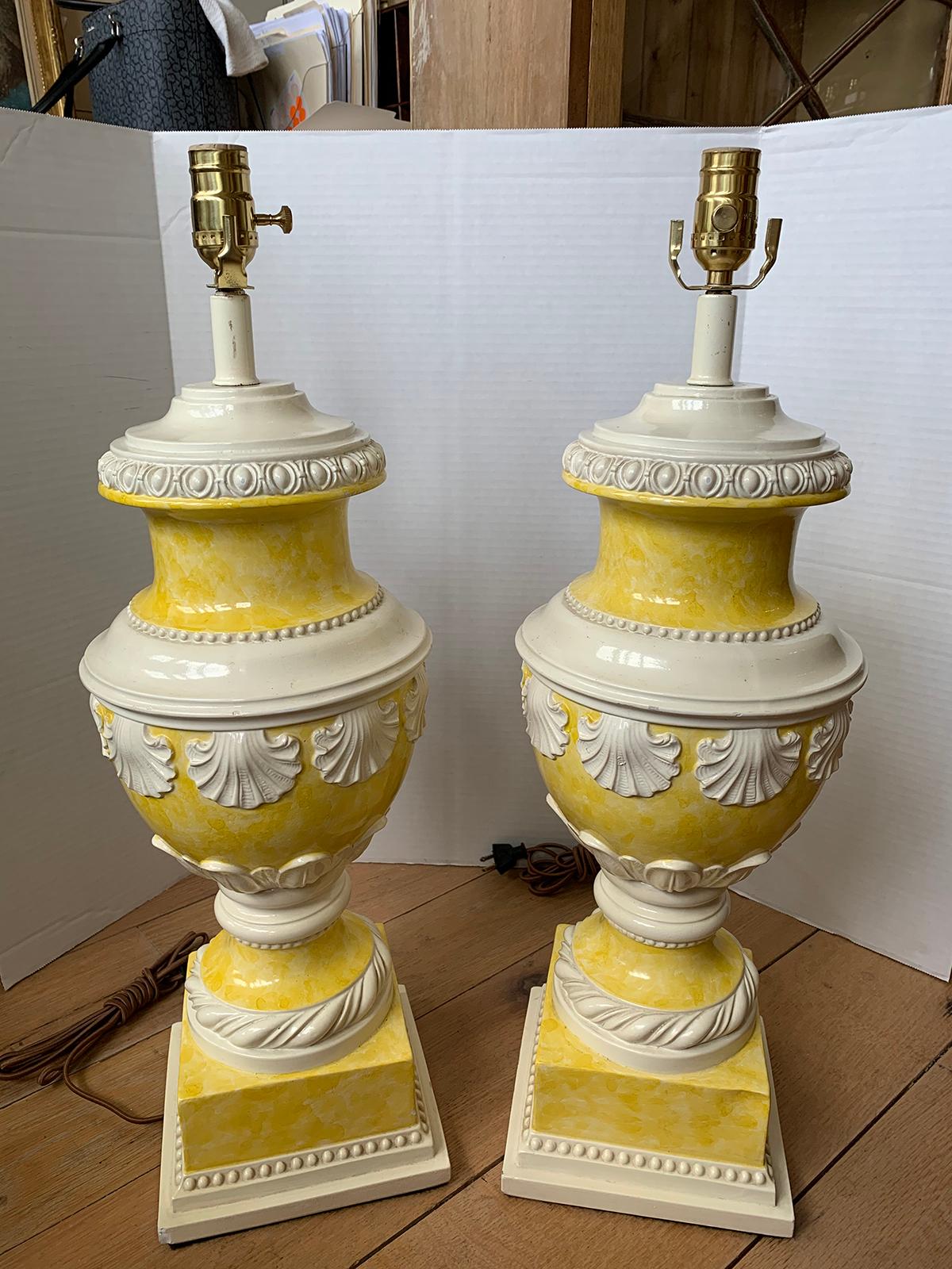 Mid-20th Century Neoclassical Yellow & White Glazed Urn Lamps, Shell Motif, Pair 9