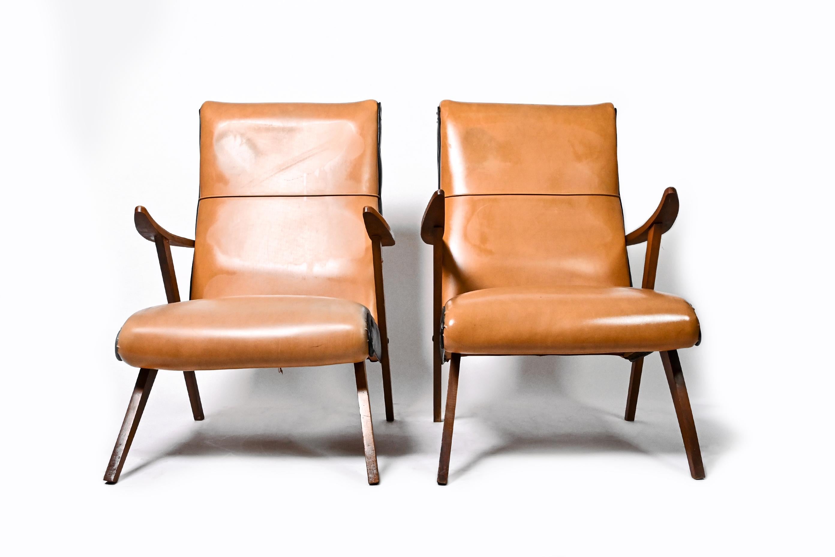 Pair of Midcentury Armchairs, Poland, 1960s In Good Condition For Sale In  Budapest, HU