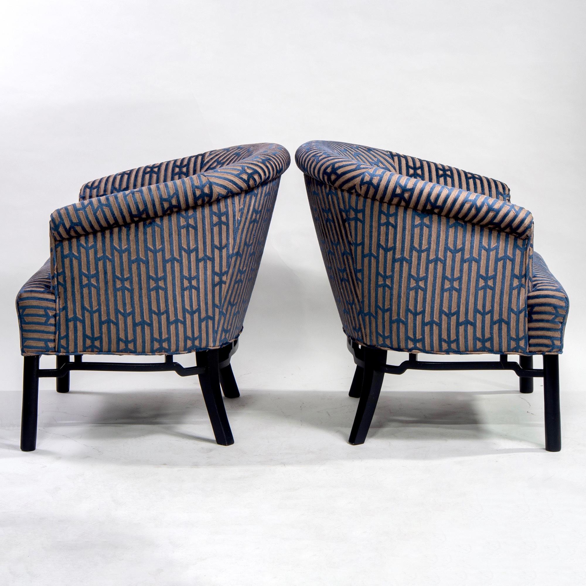 Pair of Midcentury Baker Club Chairs with New Upholstery In Good Condition In Troy, MI