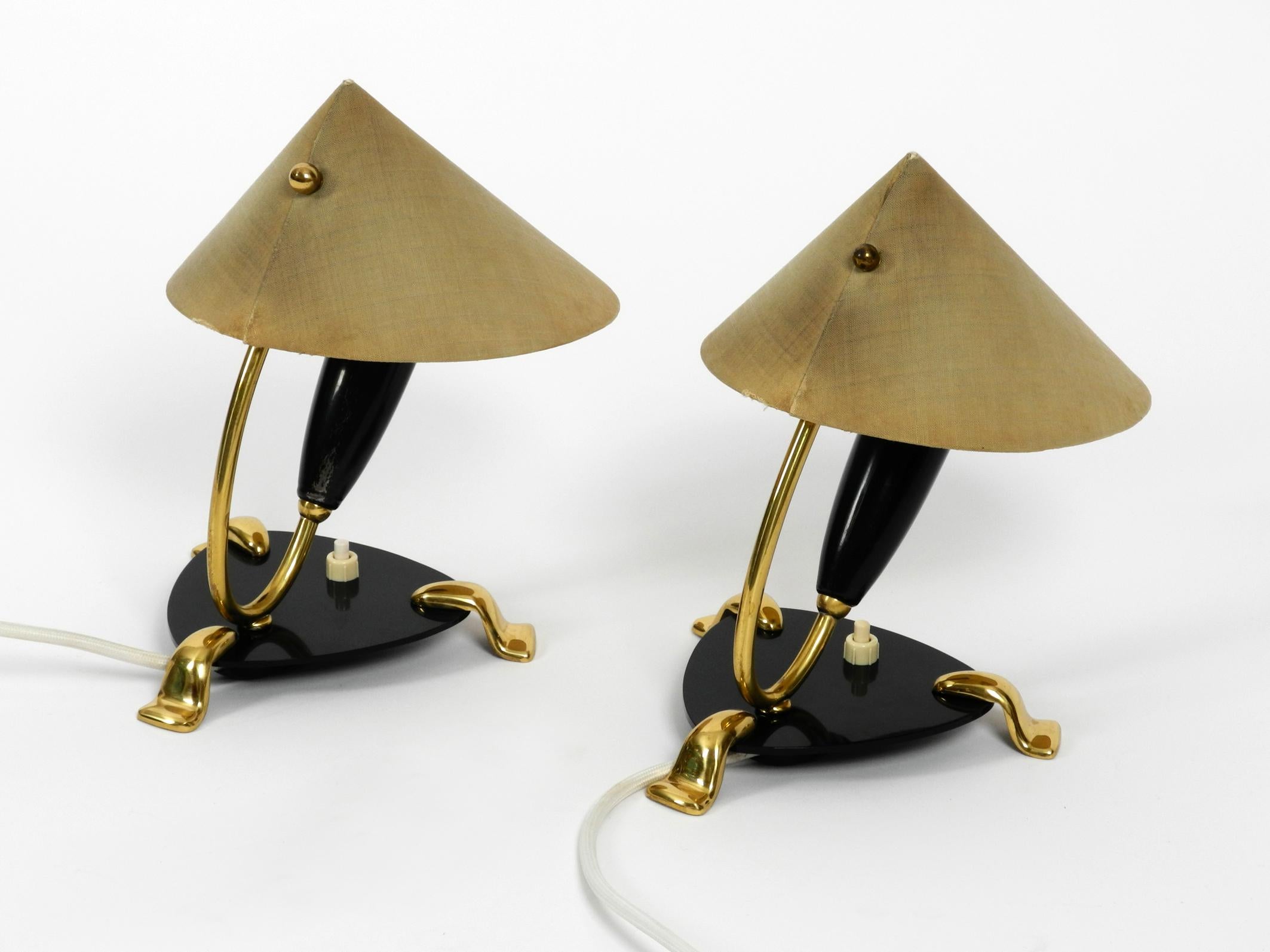 Pair of Midcentury Bedside Lamps Made of Brass and Plexiglass with Fabric Shades In Good Condition In München, DE