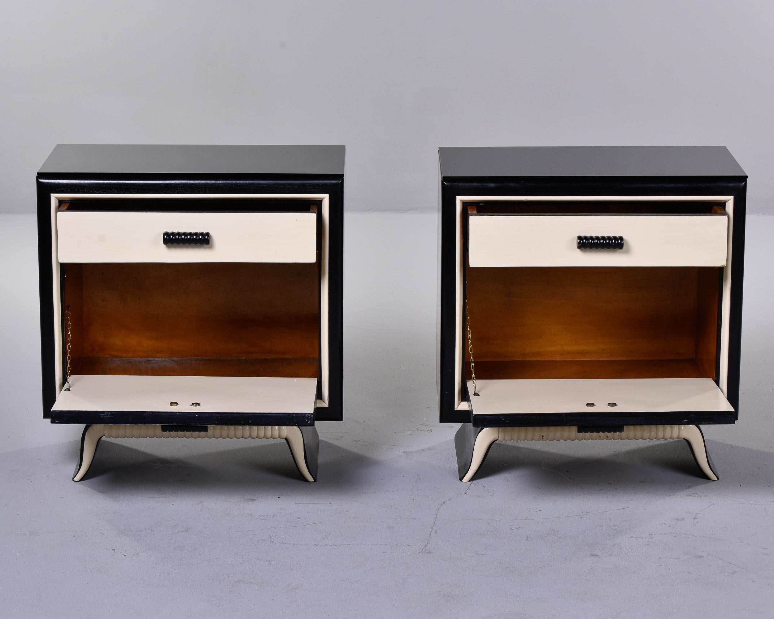 20th Century Pair Mid Century Black and Cream Italian Bedside Cabinets with Black Glass Tops For Sale