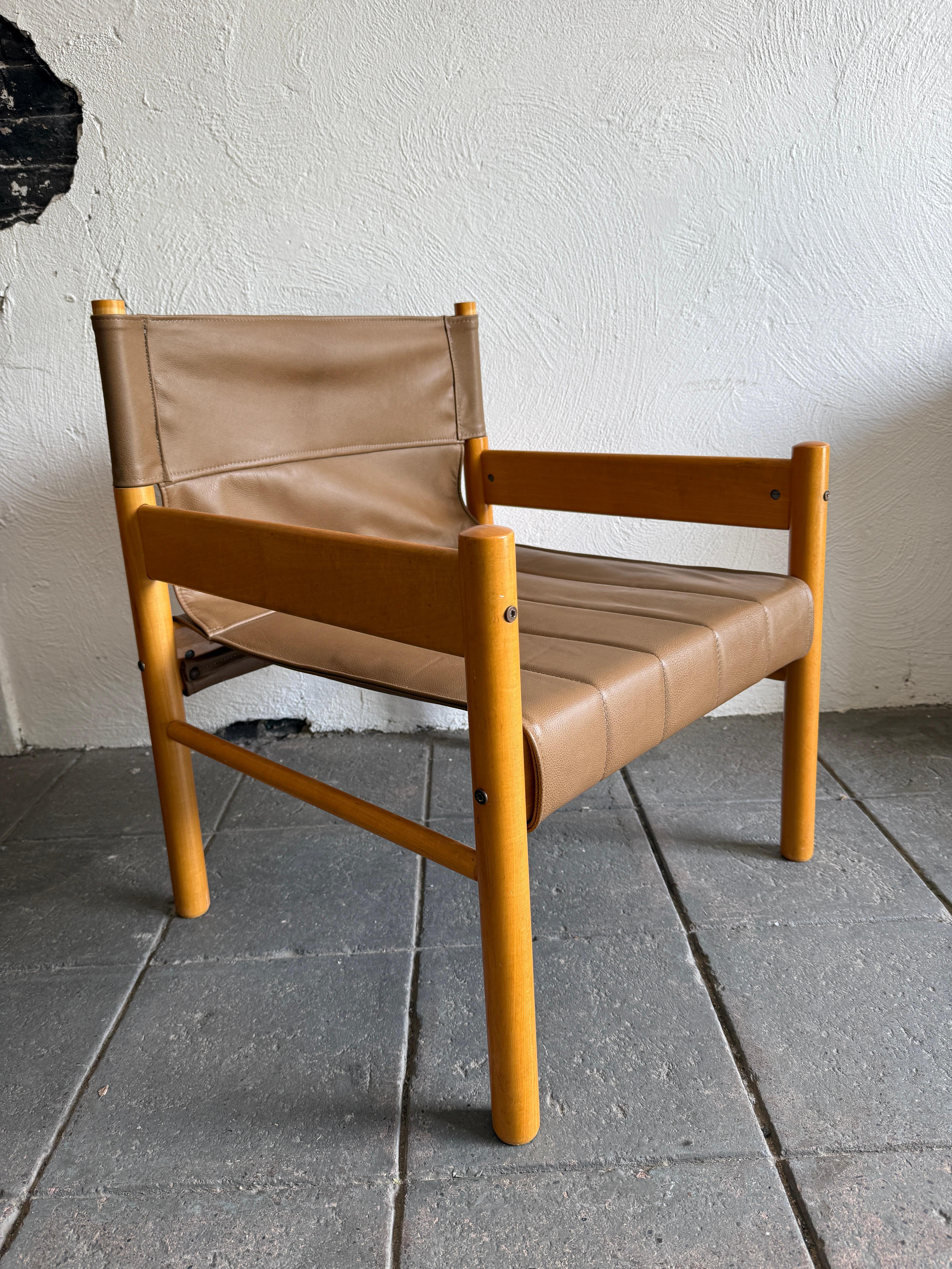 Pareja de sillas de salón Safari Sling de cuero marfil modernas brasileñas de mediados de siglo Cuero en venta