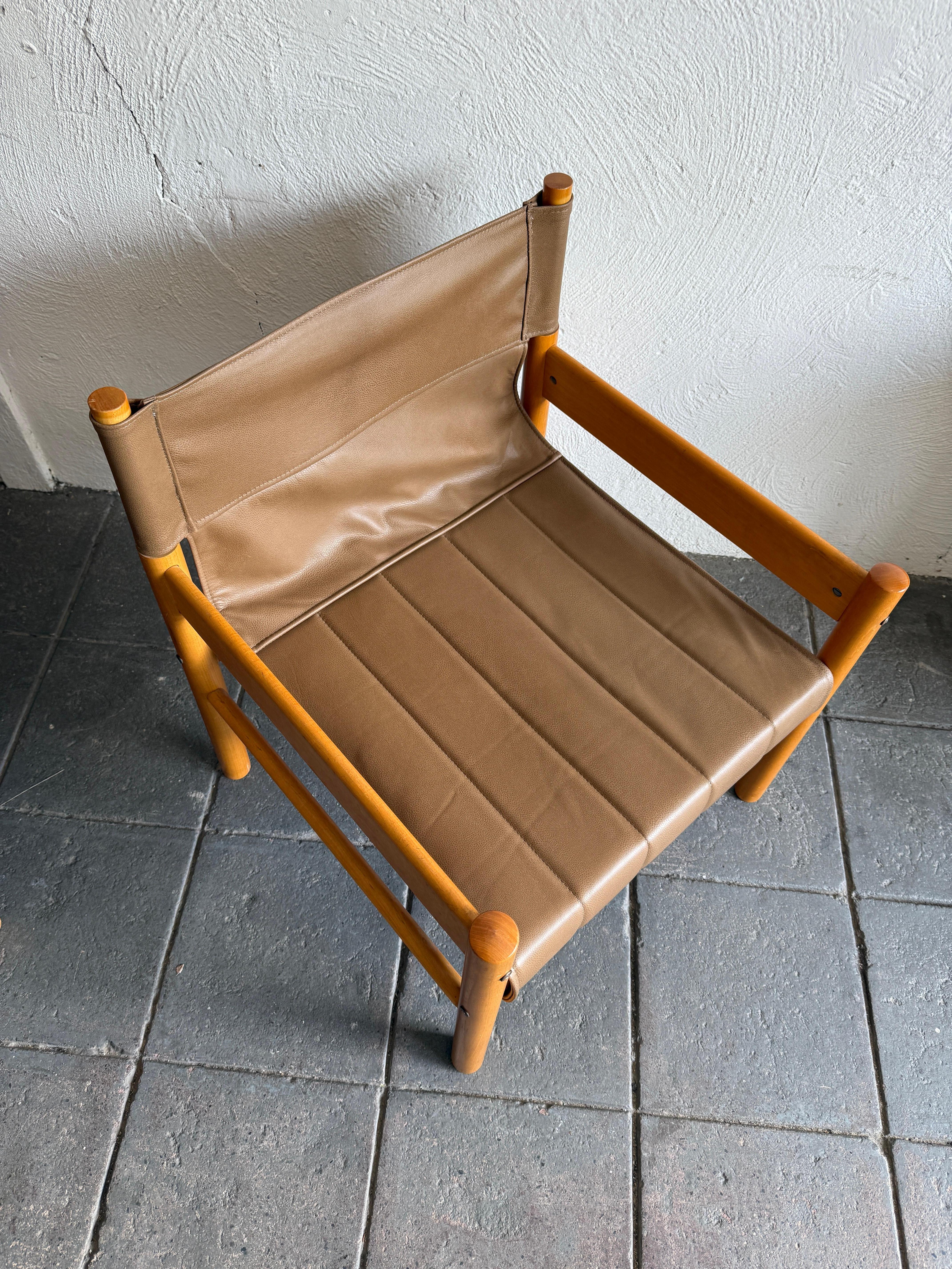 Pareja de sillas de salón Safari Sling de cuero marfil modernas brasileñas de mediados de siglo en venta 1
