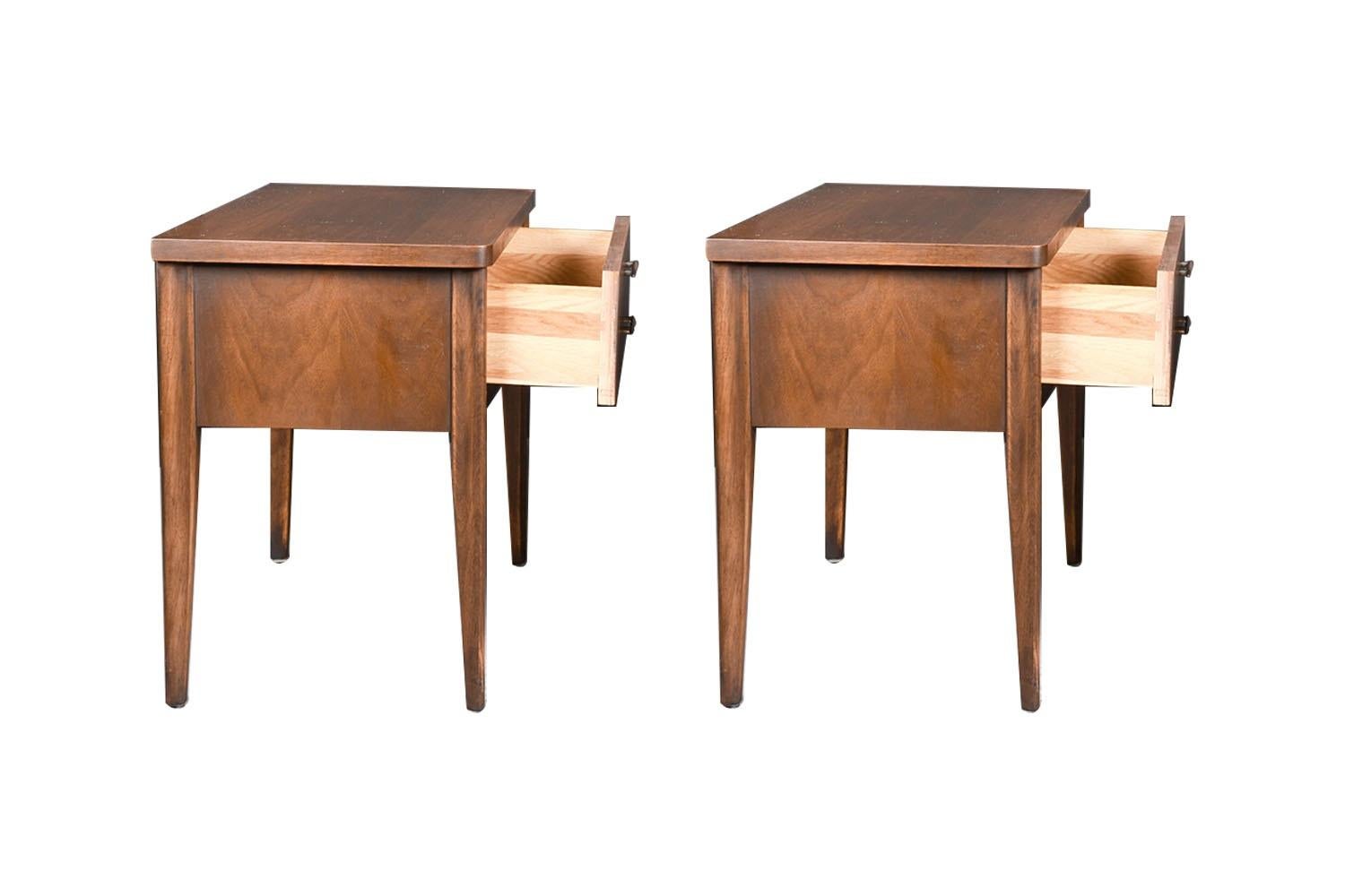 broyhill end table discontinued