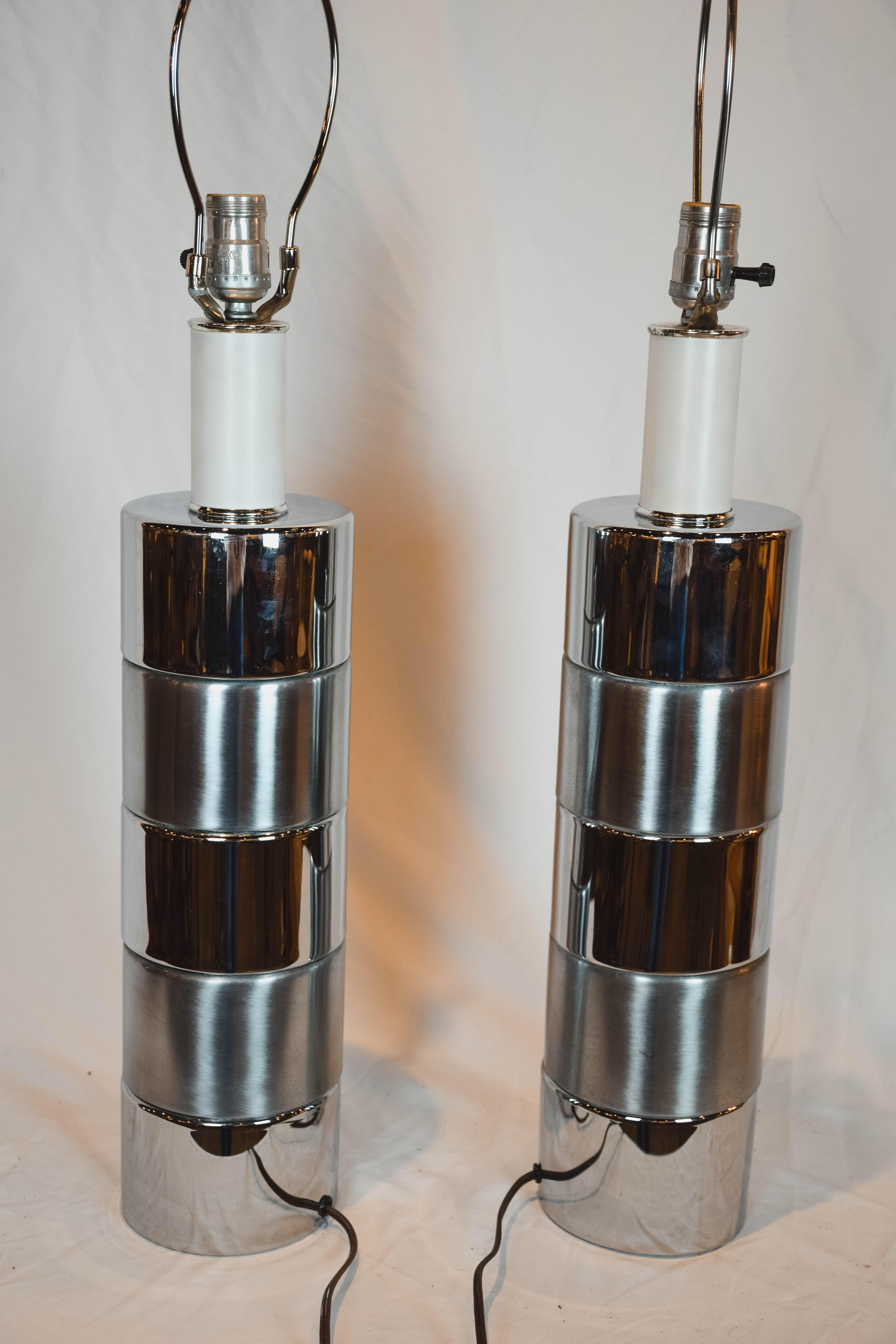 Pair of Midcentury Brutalist Style Chrome Cylinder Table Lamps 1