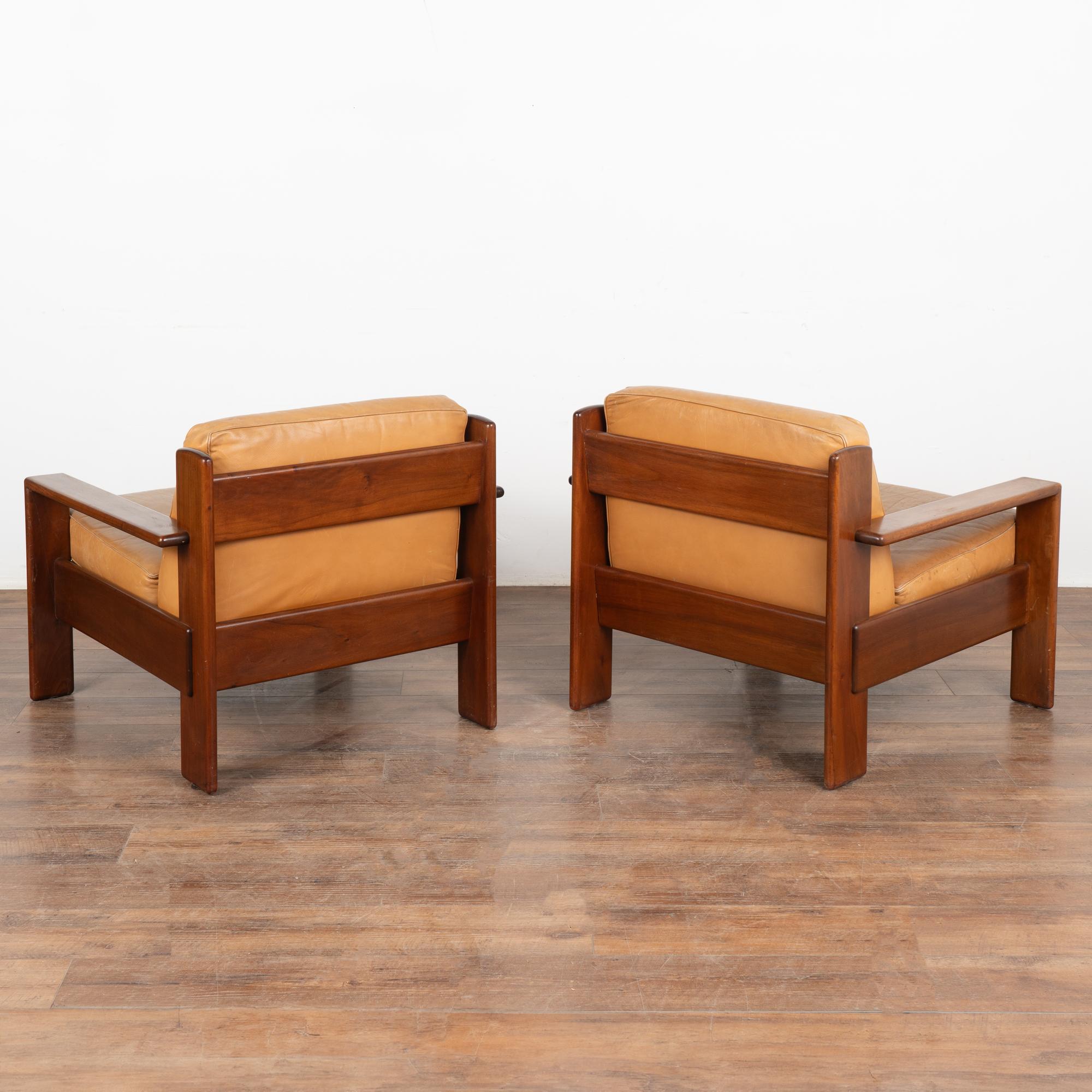 Pair, Mid Century Camel Leather Arm Chairs, Denmark circa 1960 For Sale 4