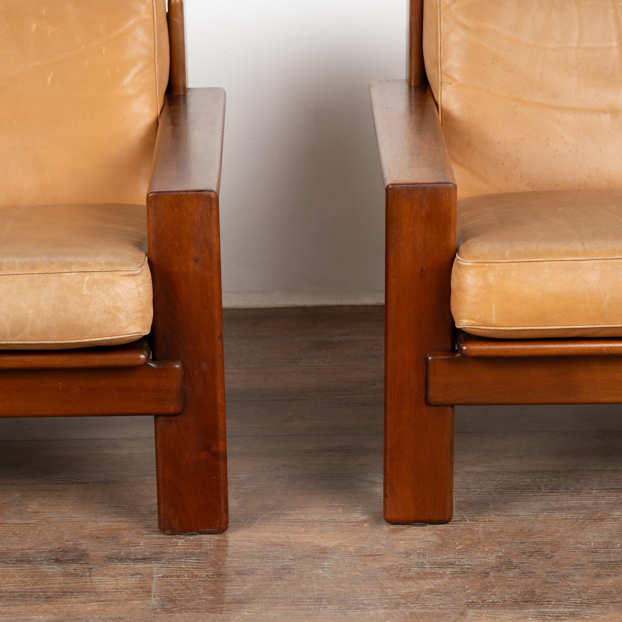 20th Century Pair, Mid Century Camel Leather Arm Chairs, Denmark circa 1960 For Sale