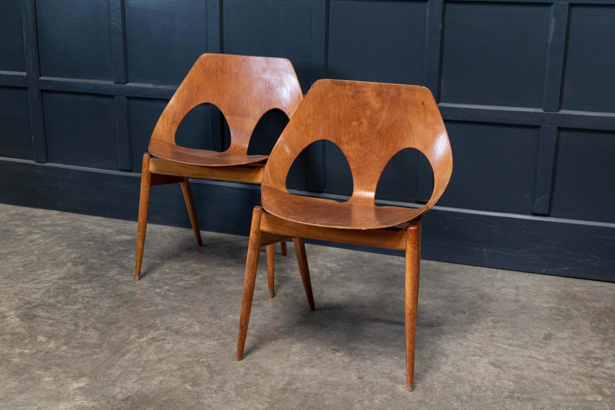 circa 1950.

Pair mid century 'Carl Jacobs' chairs for Kandya

1950's by Danish designer Carl Jacobs and manufactured by Kandya.

Price is for the pair

sku. 584A

Measures: W 52 x D 43 x H 73cm
Seat height - 44cm.