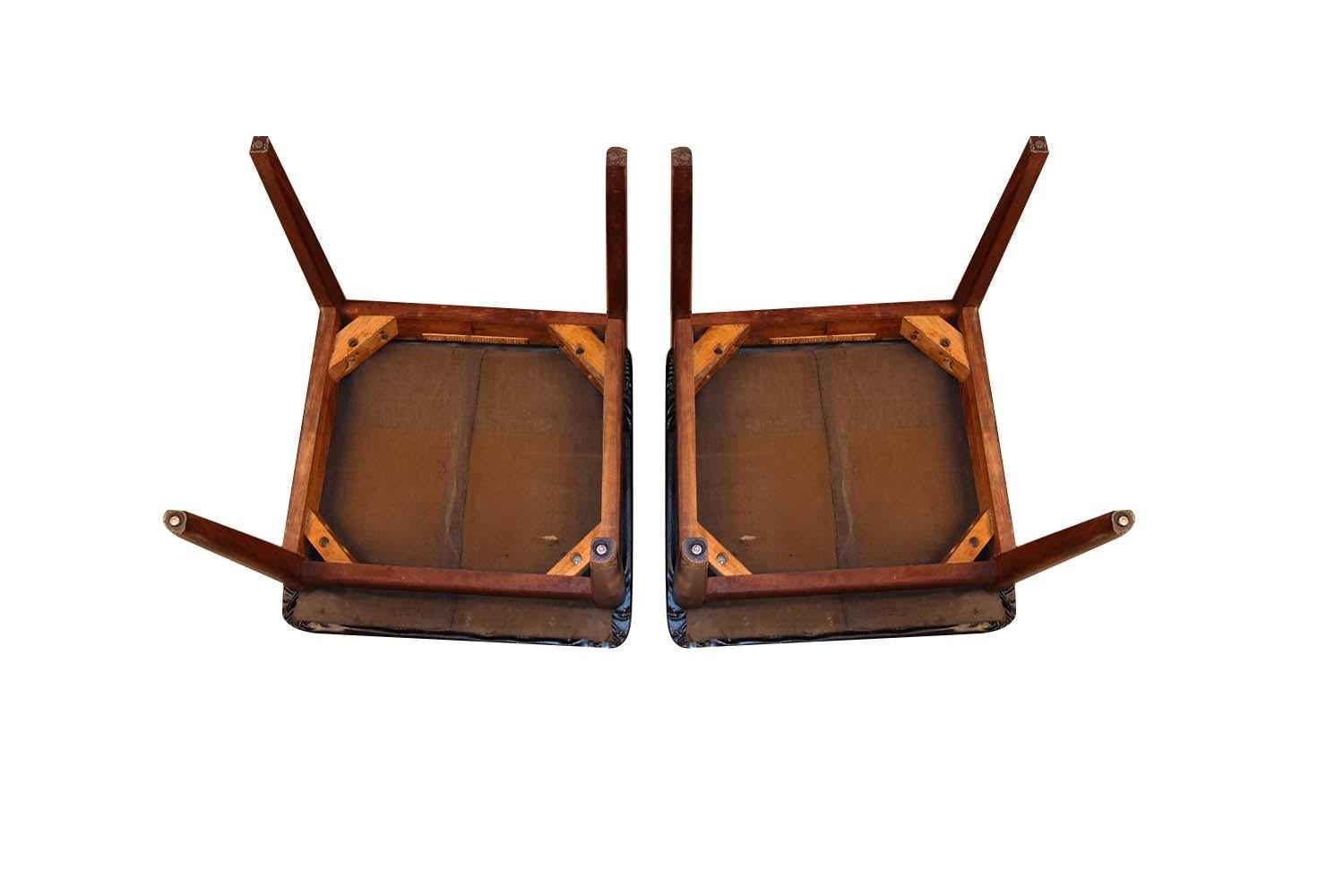 Pair of Midcentury Chairs in the Style of Edward Wormley 3
