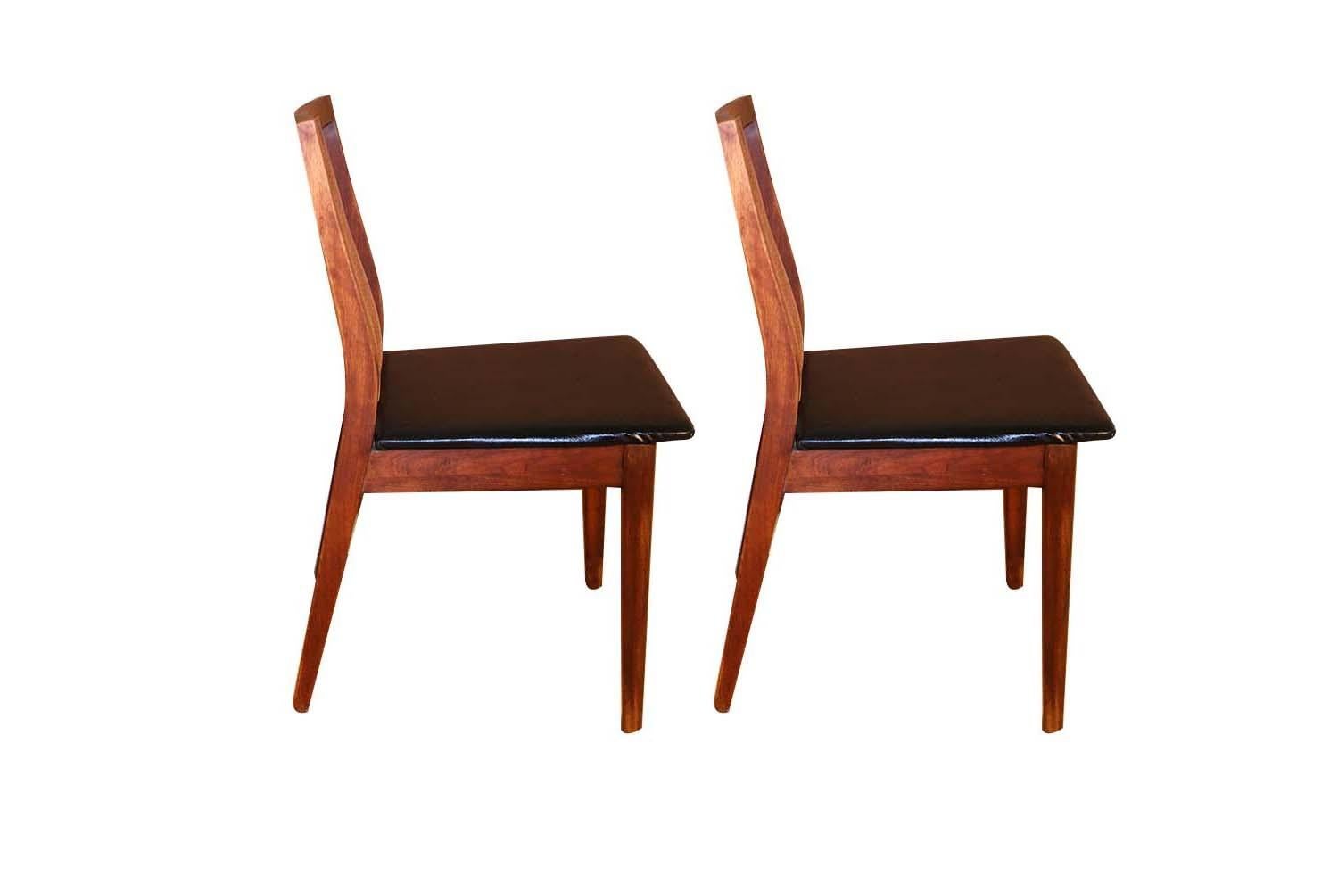 Cane Pair of Midcentury Chairs in the Style of Edward Wormley