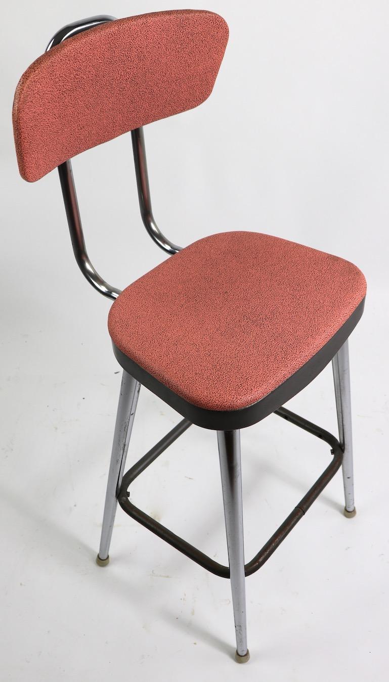 Pair of Mid Century Chrome and Vinyl Counter Height Stools 2