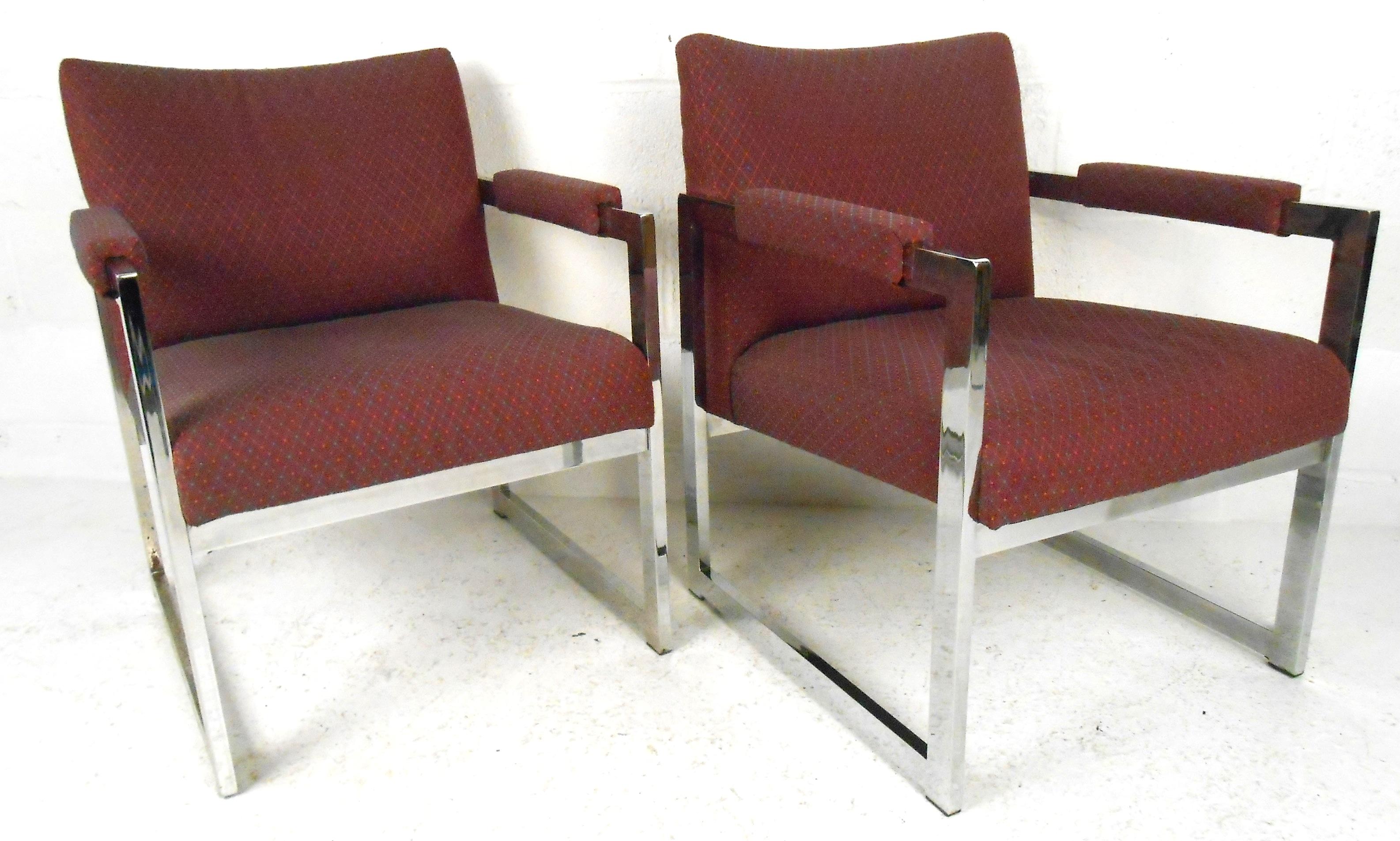 Pair of Midcentury Chrome Frame Lounge Chairs 1