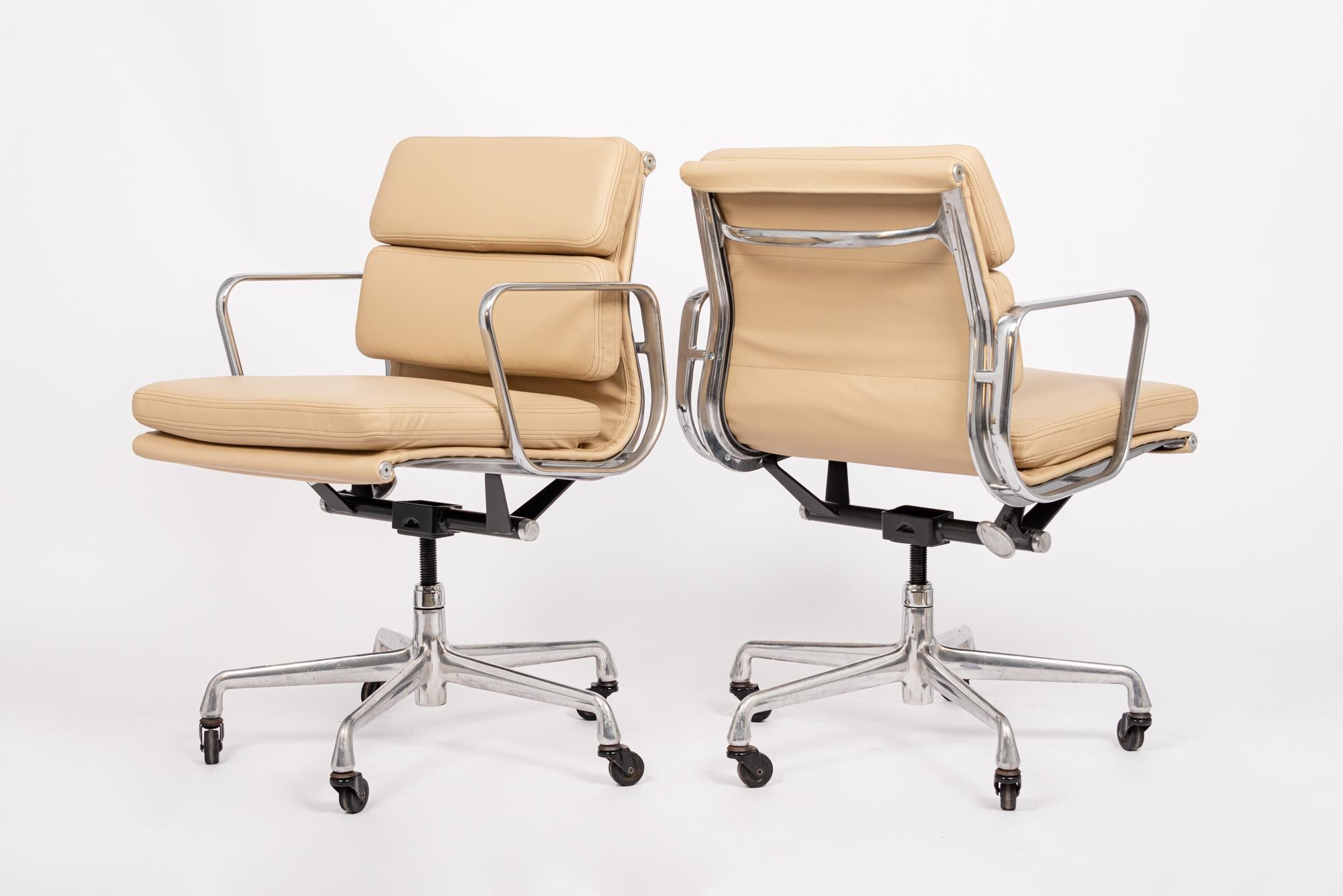 American Pair Mid Century Cream Leather Office Chairs by Eames for Herman Miller