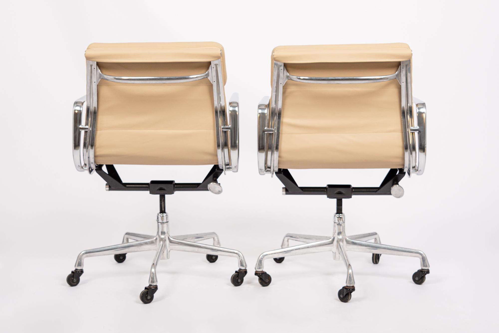 Contemporary Pair Mid Century Cream Leather Office Chairs by Eames for Herman Miller