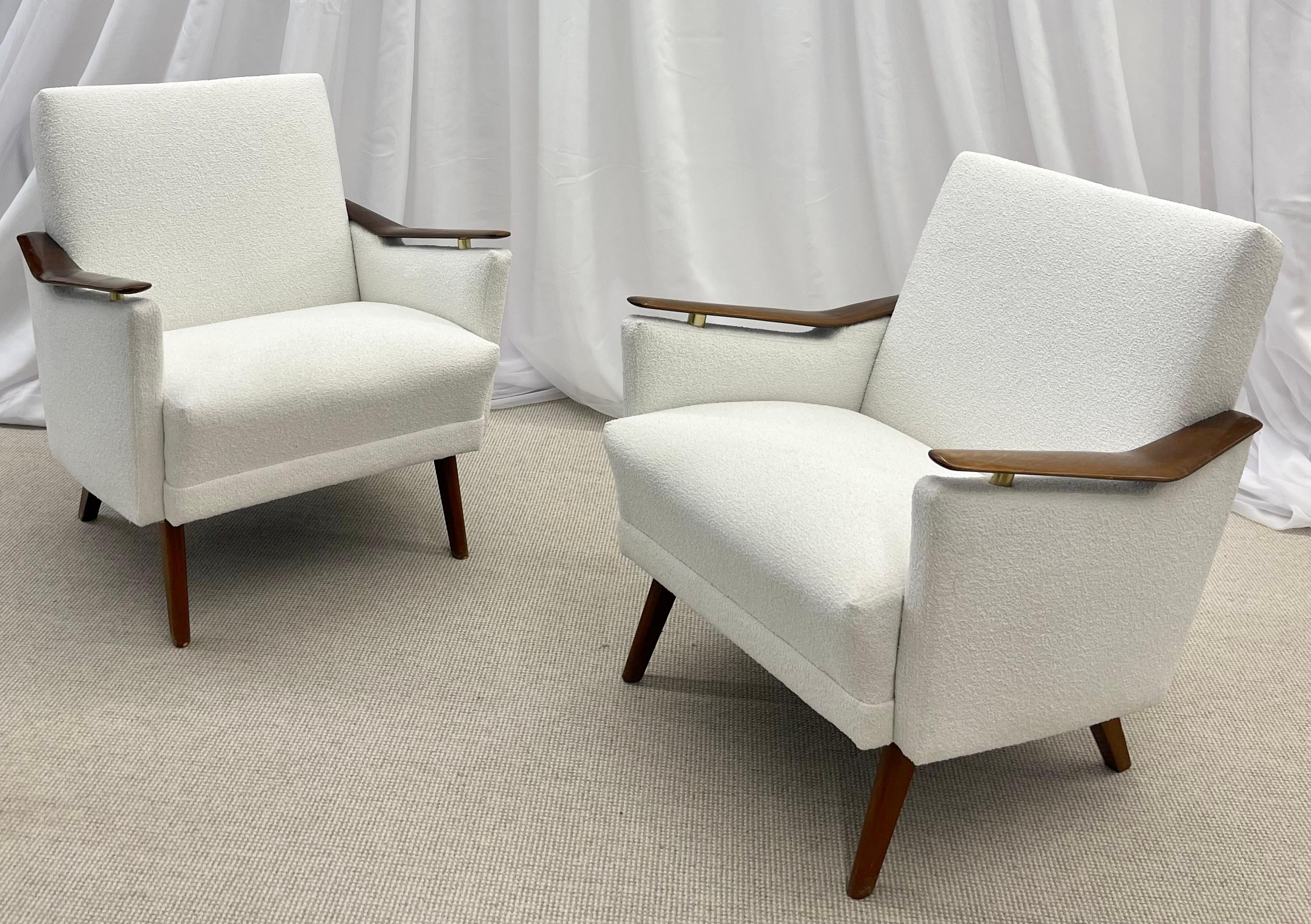Pair Mid-Century Danish Lounge Chairs, Manner of Finn Juhl, Bouclé, 1970s In Good Condition In Stamford, CT