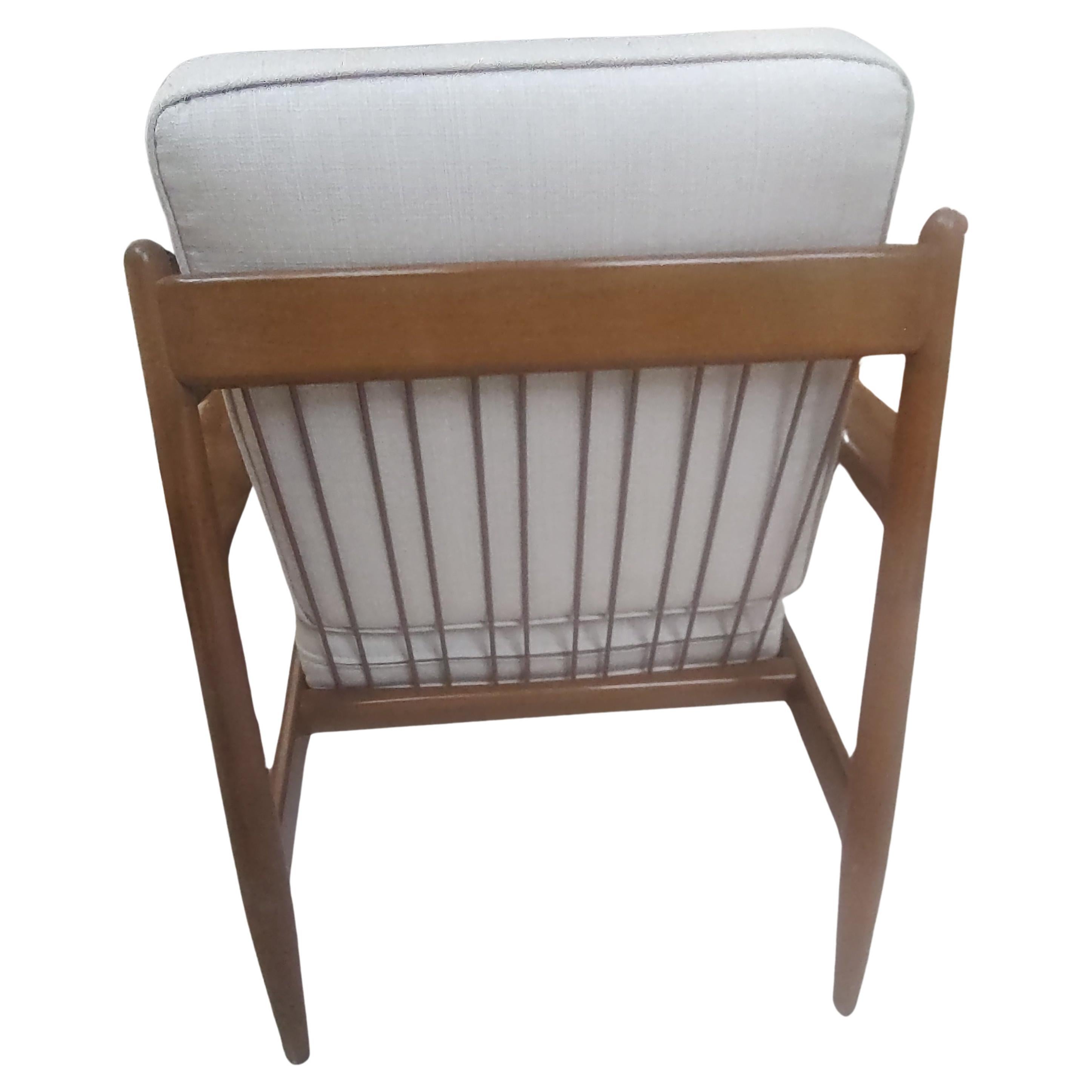 Mid-20th Century Pair Mid Century Danish Modern Beech Lounge Chairs by Grete Jalk - John Stuart  For Sale