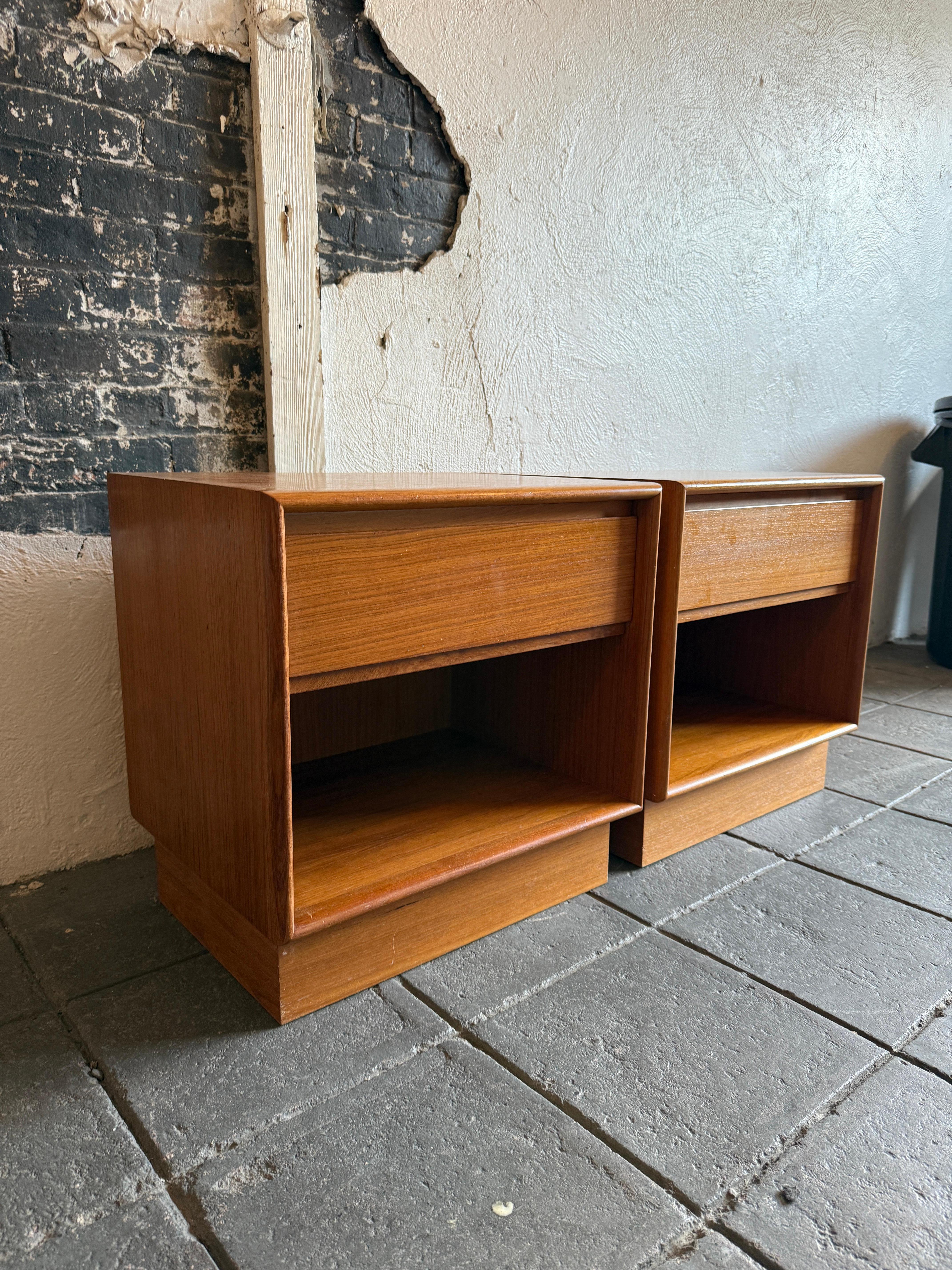 Mid-20th Century Pair Mid century danish modern light teak single drawer Nightstands by Art Furn For Sale