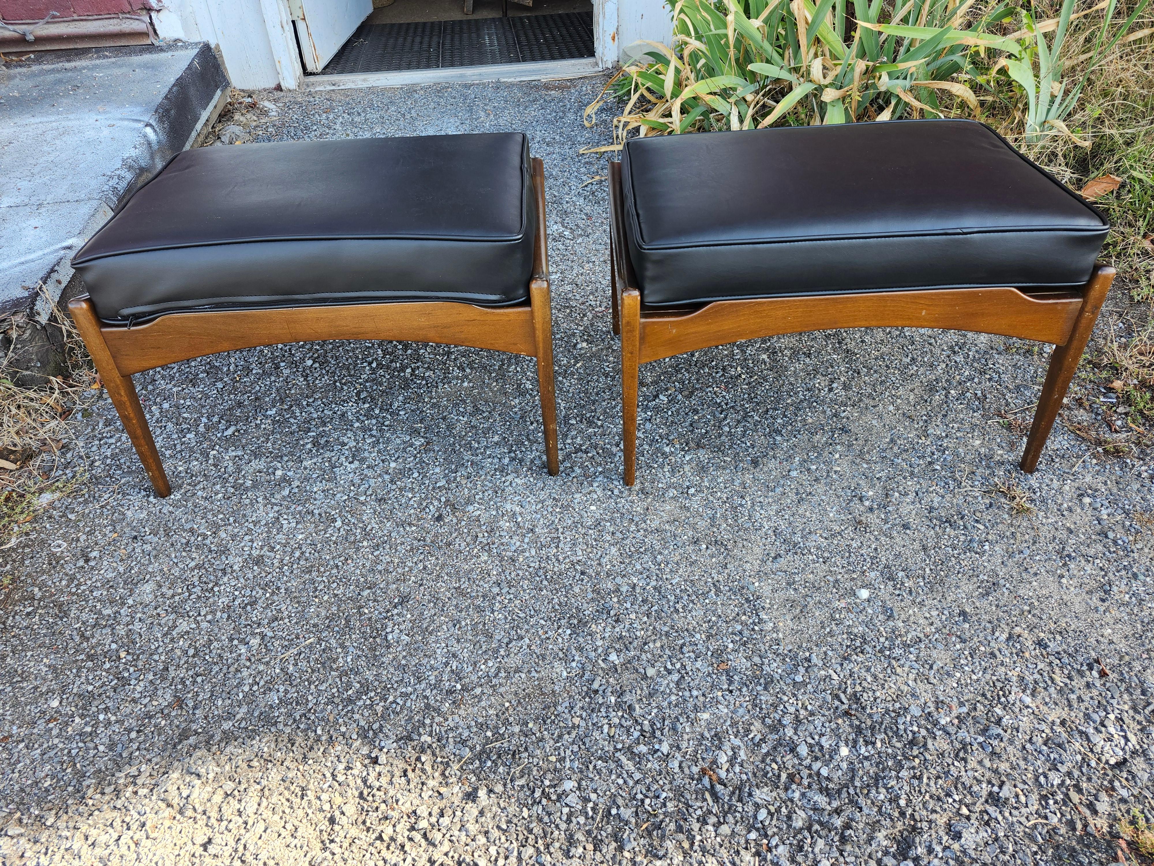 Pair Mid Century Danish Modern Sculptural Walnut w Leather Footstools by Selig For Sale 1