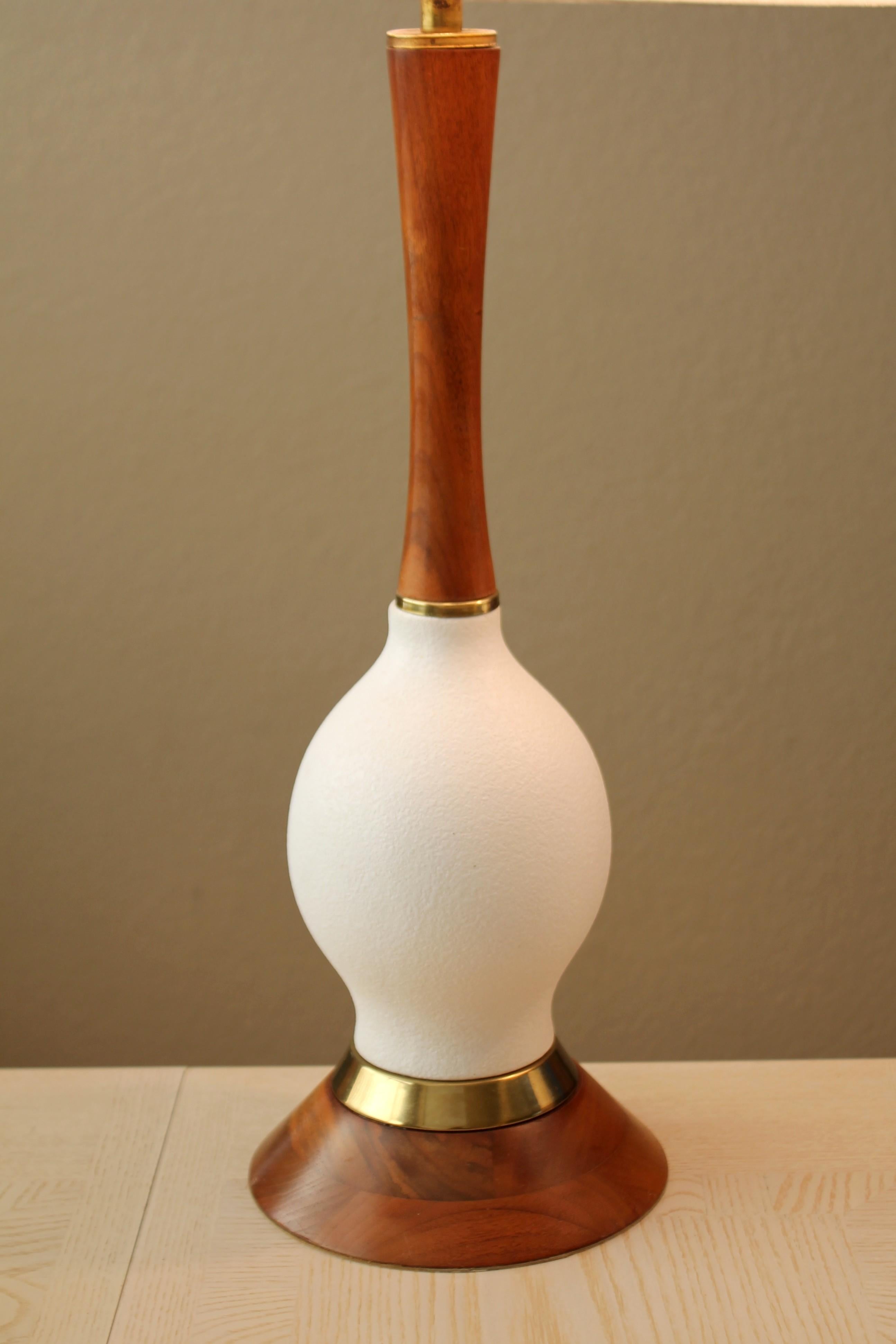 PAIR! Mid Century Danish Modern Table Lamps Brass Teak Plaster! Clean Design! In Good Condition For Sale In Peoria, AZ