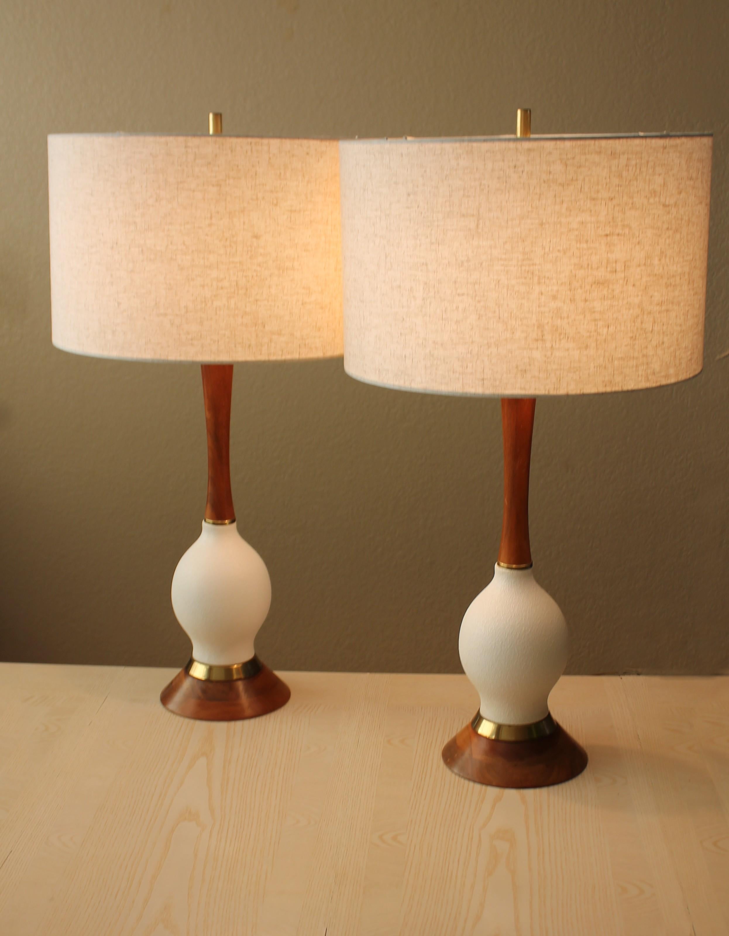 GORGEOUS!
  
PAIR!

HAND CARVED 
DANISH MODERN
TEAK, WALNUT & BRASS TABLE LAMPS!

Gorgeous Danish Modernism!

Simply Beautiful!

DIMENSIONS:  APPROX. 31