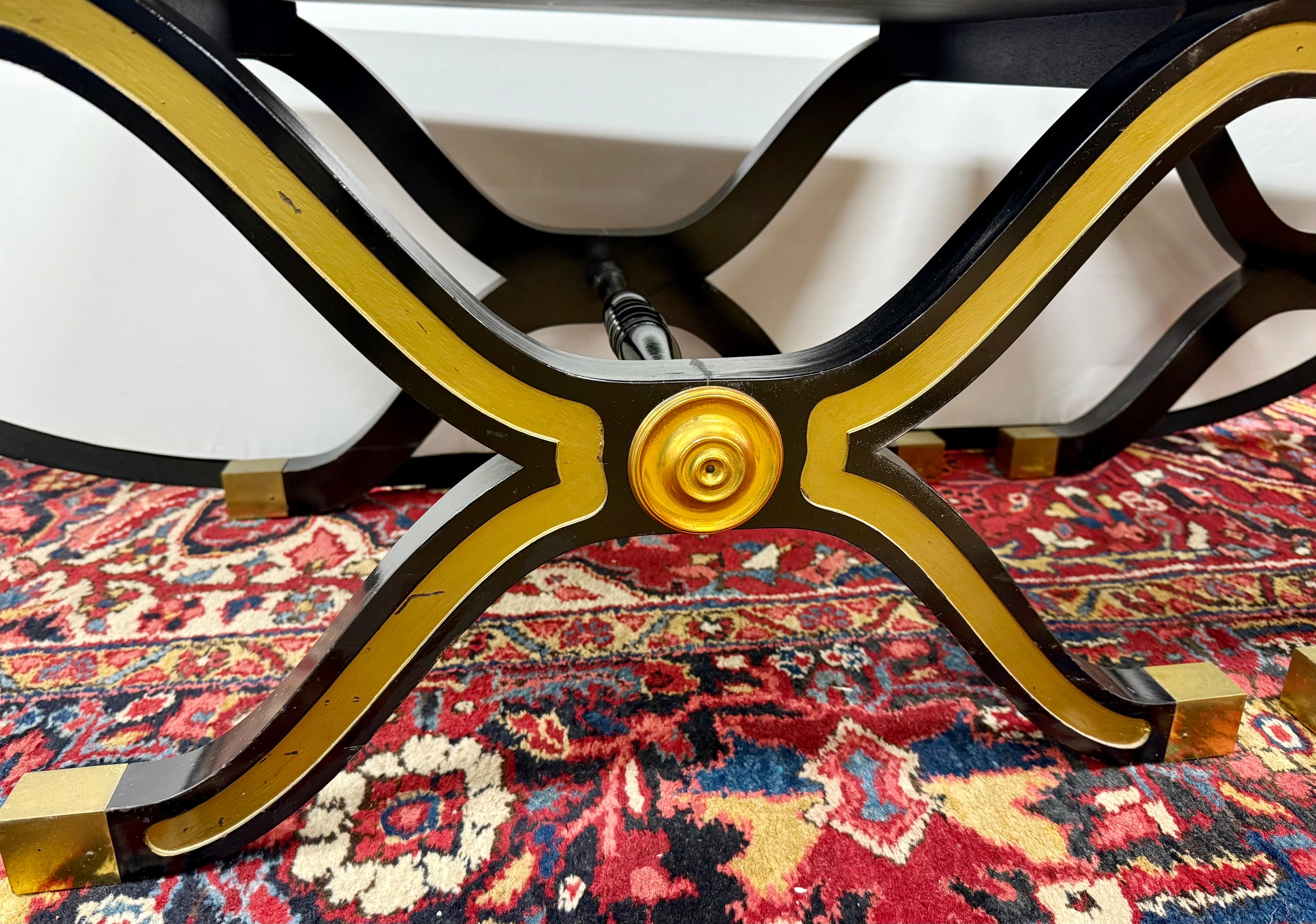 20ième siècle Paire de tables d'appoint Dorothy Draper Espana Hollywood Regency du milieu du siècle dernier en vente