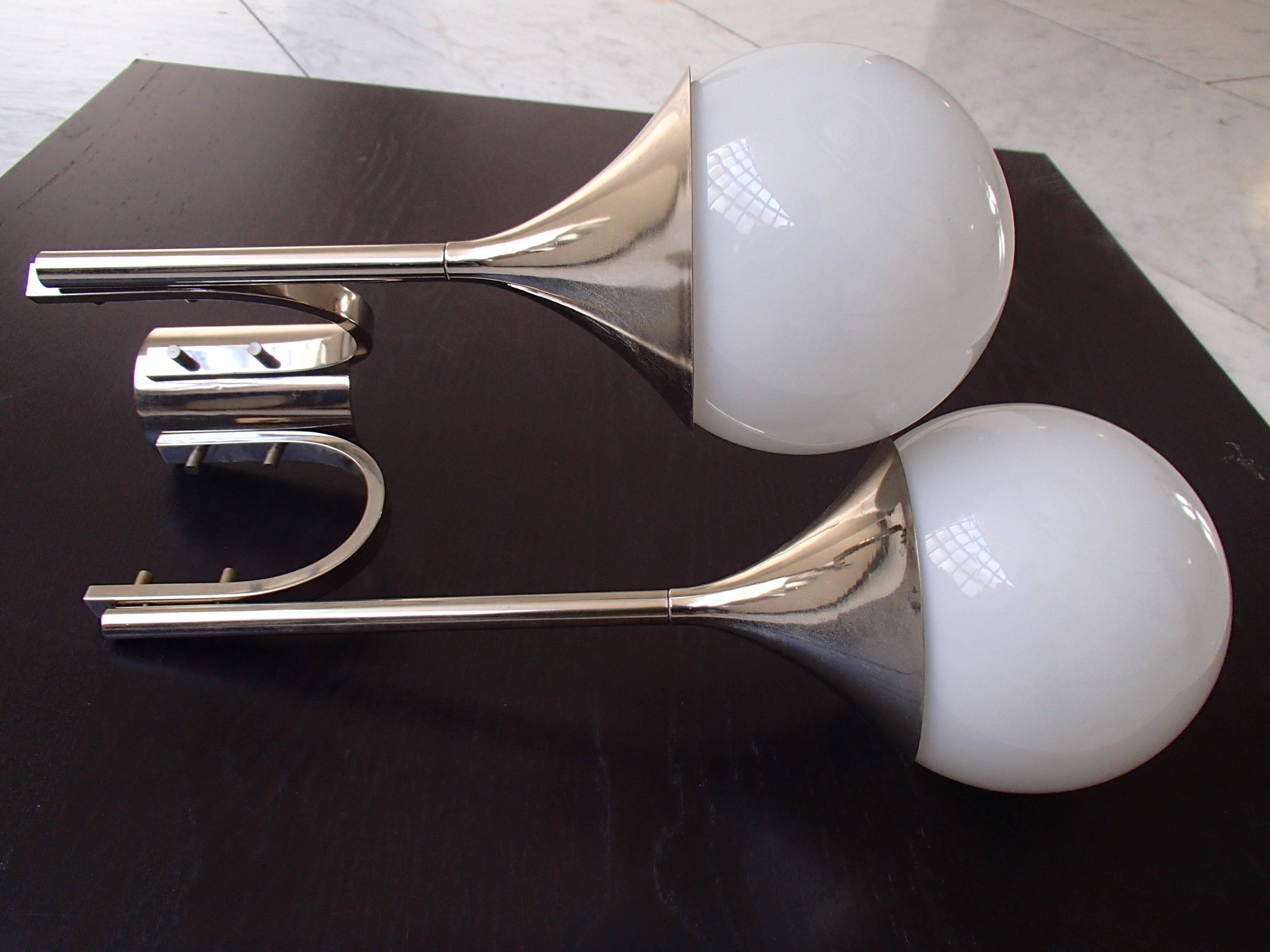 Pair of Midcentury Double Wall Lights Chrome White Glass Bowls In Good Condition In Weiningen, CH