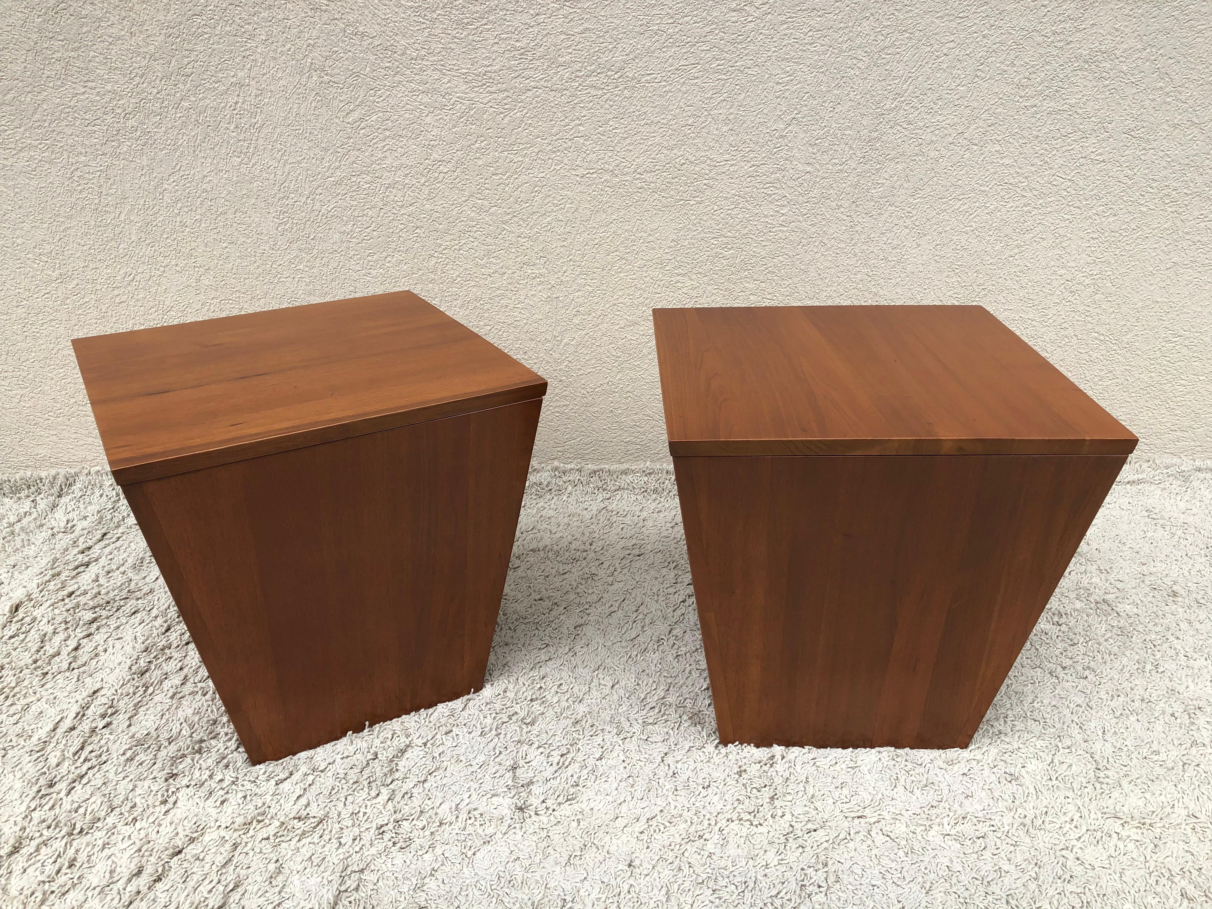 storage cube end table