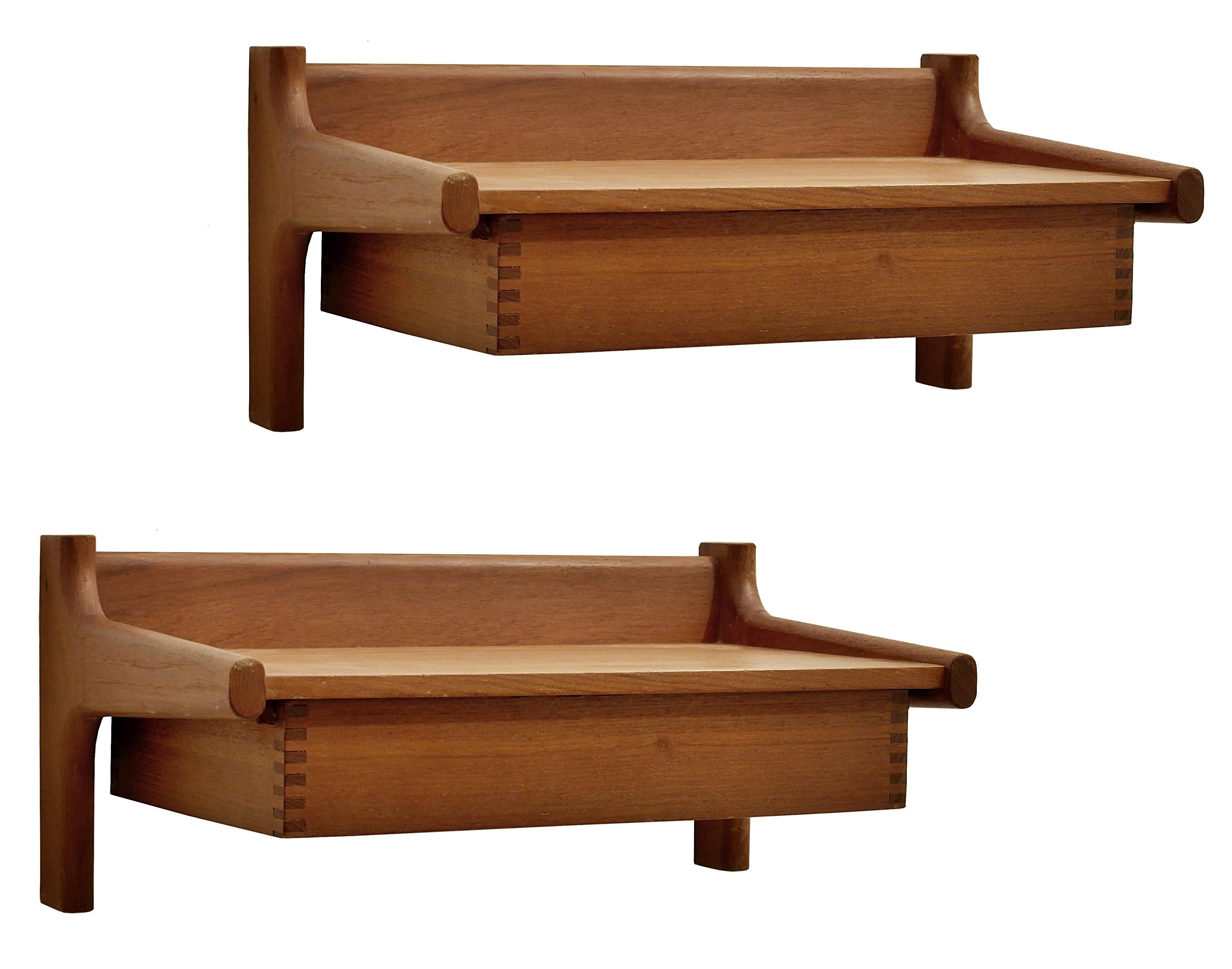 European Pair Midcentury Floating Nightstand by Børge Mogensen for Søborg Møbler, 1960s