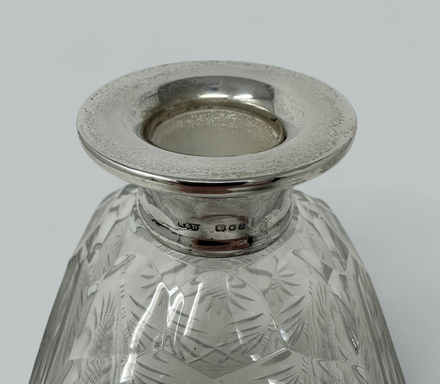 20ième siècle Paire de carafes à vin Spirits du milieu du siècle en cristal et argent sterling, 1966 en vente