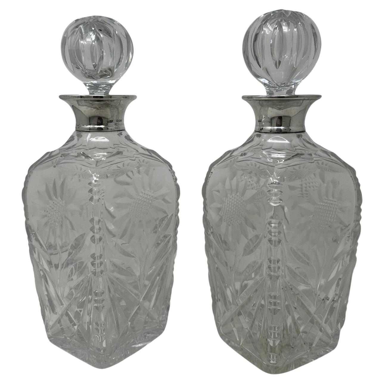 Pareja de decantadores de vino para bebidas espirituosas de mediados de siglo en cristal de plomo y plata de ley, 1966