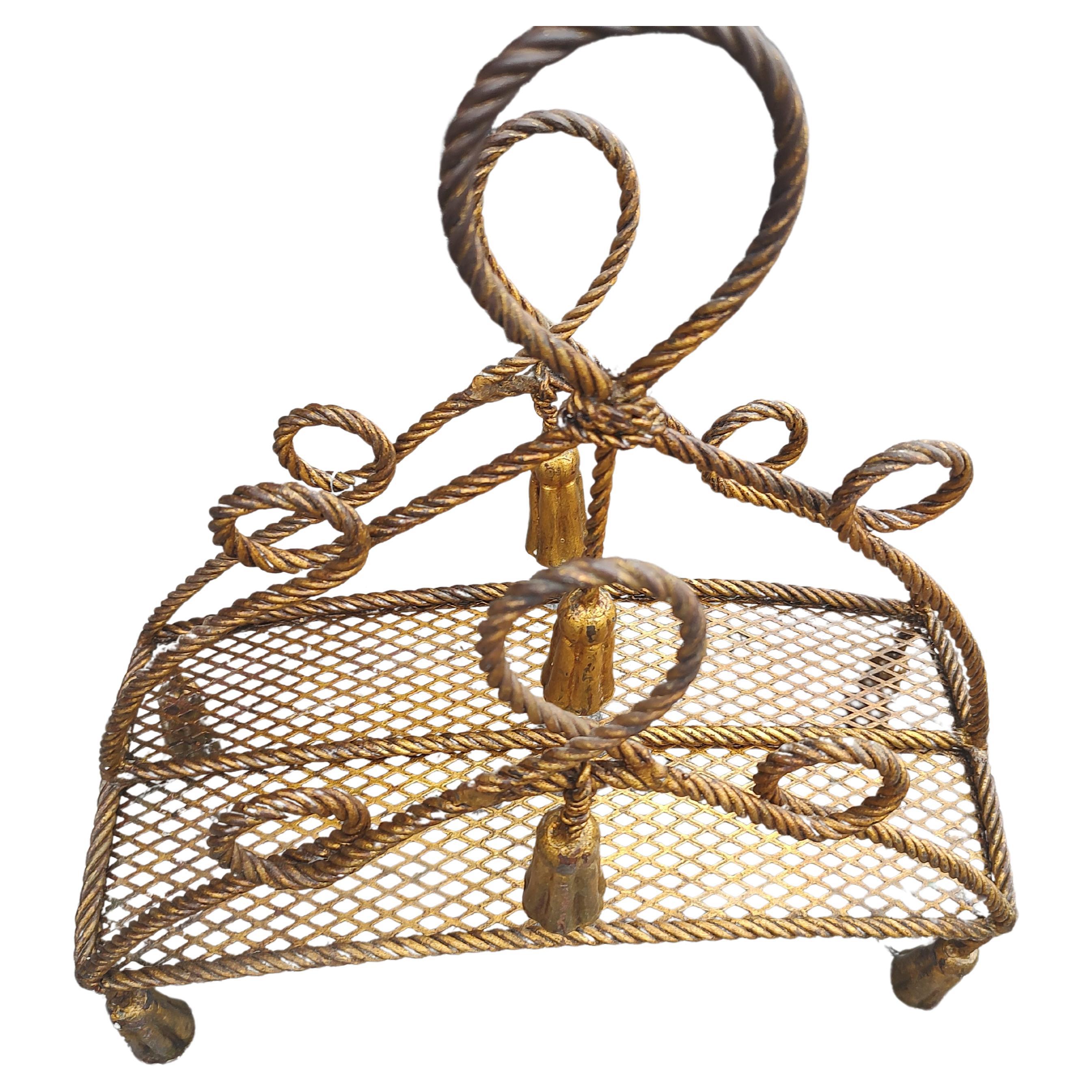 Pair Mid Century Hollywood Regency Gilt Rope & Tassel Magazine Rack Italy C1955 In Good Condition For Sale In Port Jervis, NY