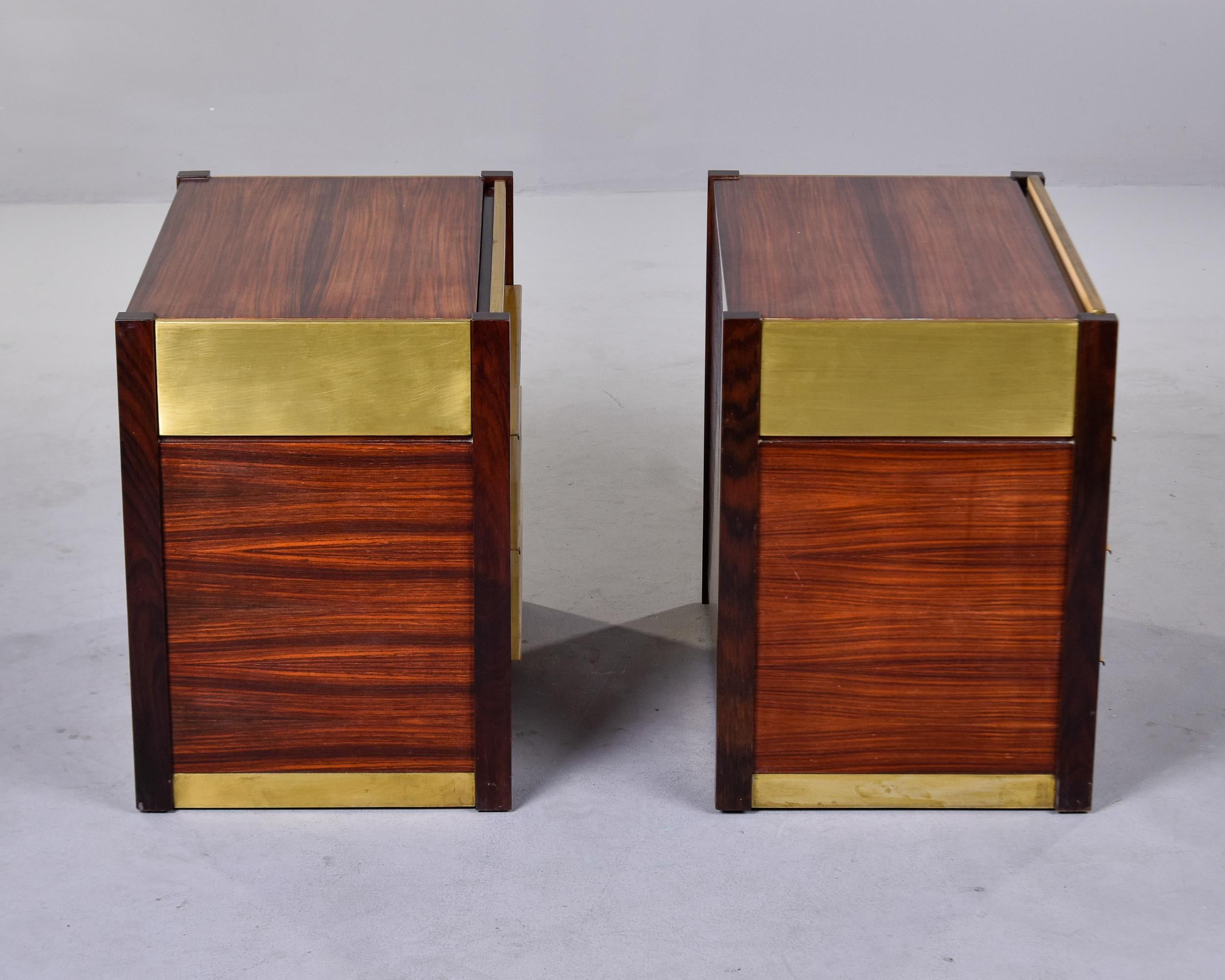 Pair Midcentury Italian Brass and Rosewood Four Drawer Chests For Sale 7