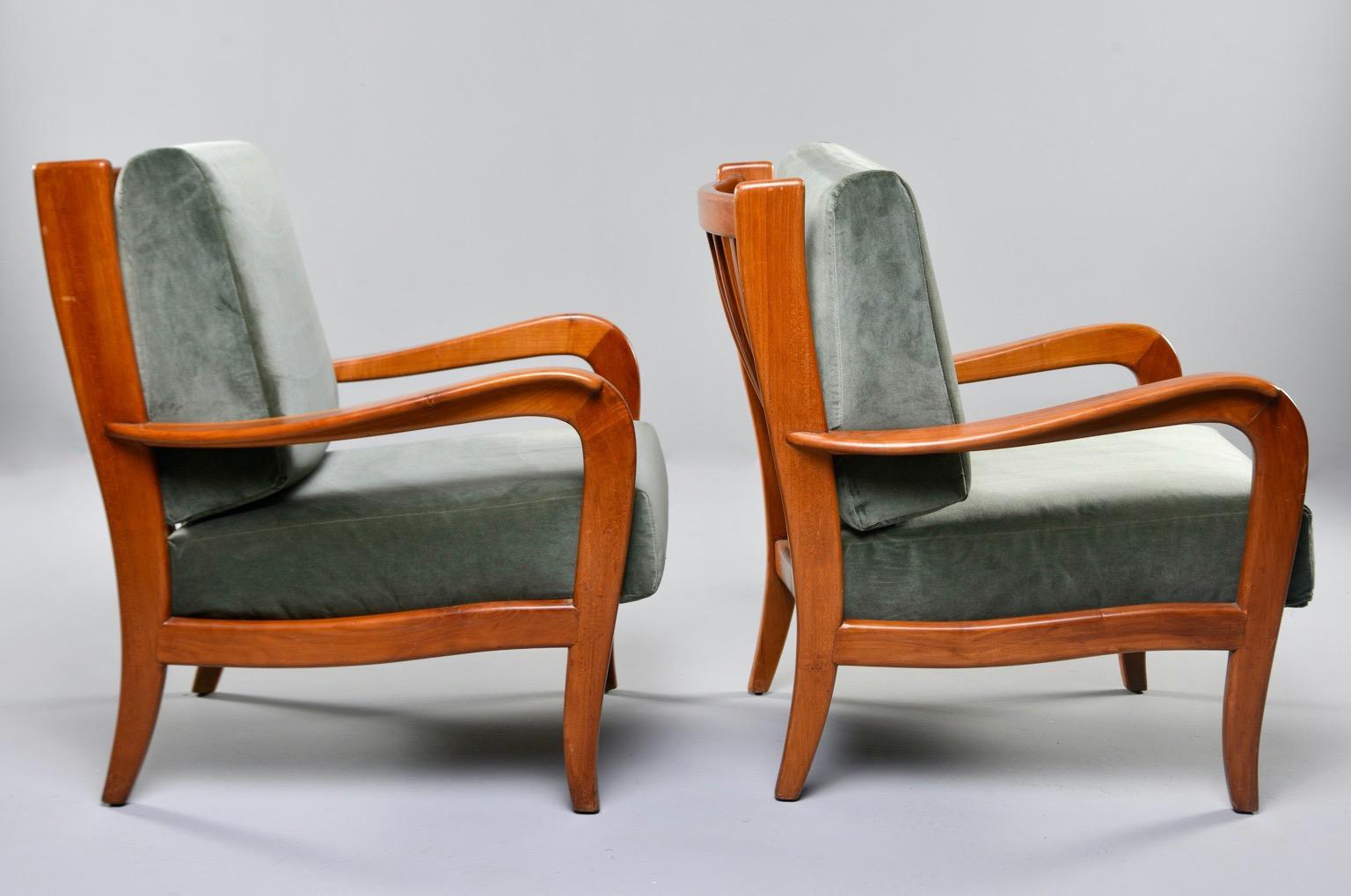 Mid-Century Modern Pair of Midcentury Italian Cherrywood Chairs with Green Velvetc