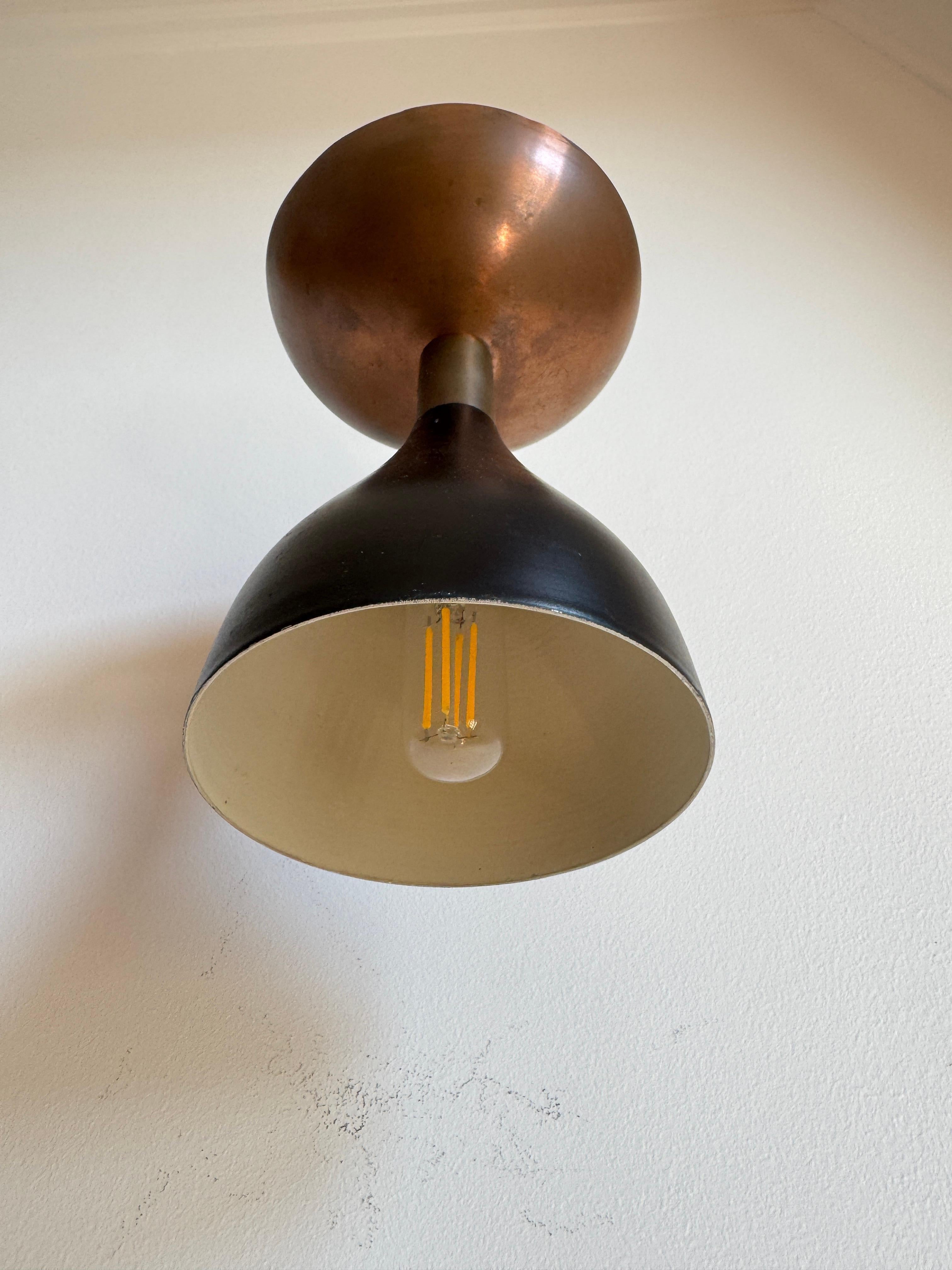 Paire d'appliques Diabolo italiennes du milieu du siècle, style Stilnovo, laiton cuivre noir, 1950 en vente 9
