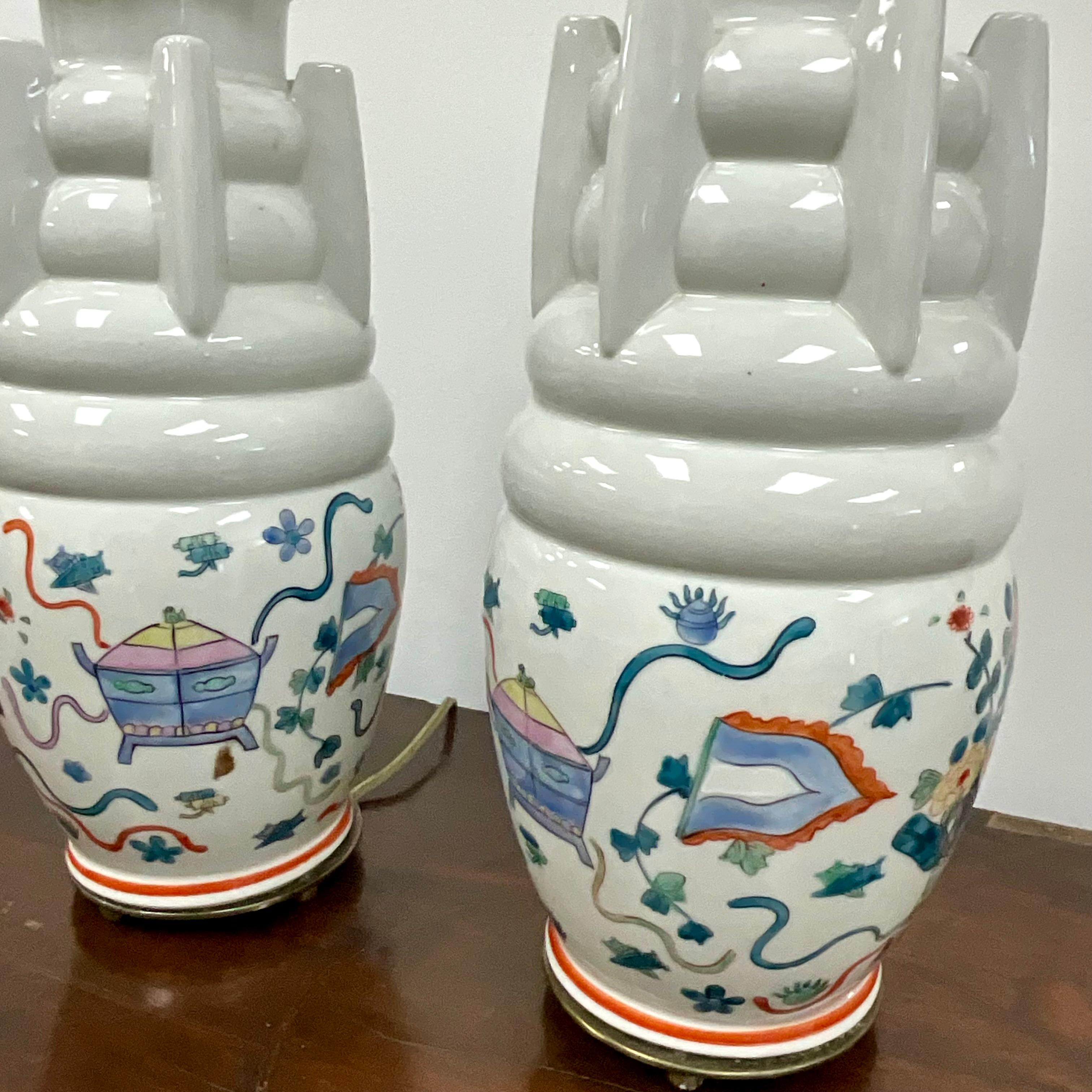 Anglo-japonais Paire de lampes japonaises Arita du milieu du siècle en vente