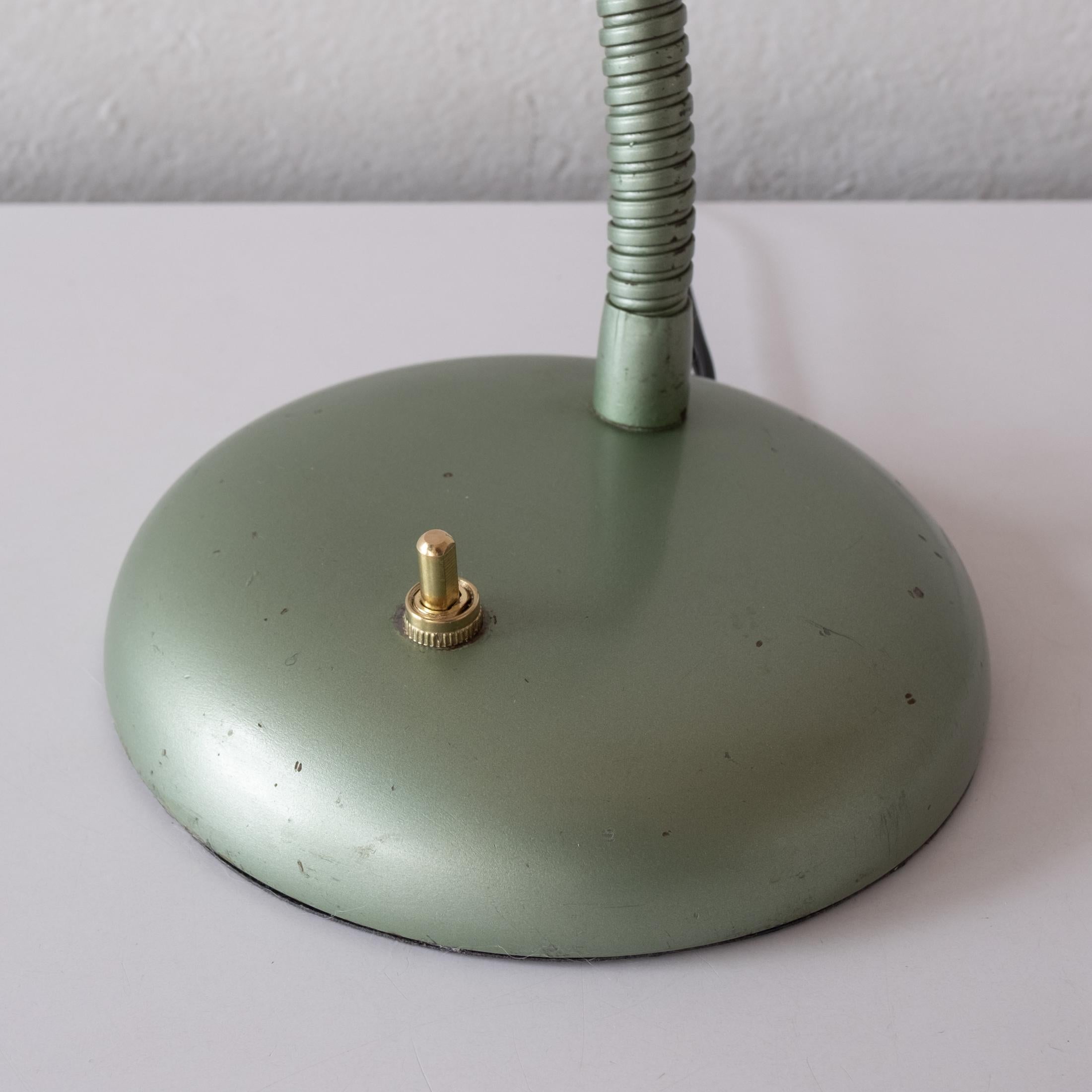 Paire de lampes de table Kurt Versen du milieu du siècle 1950 en vente 7