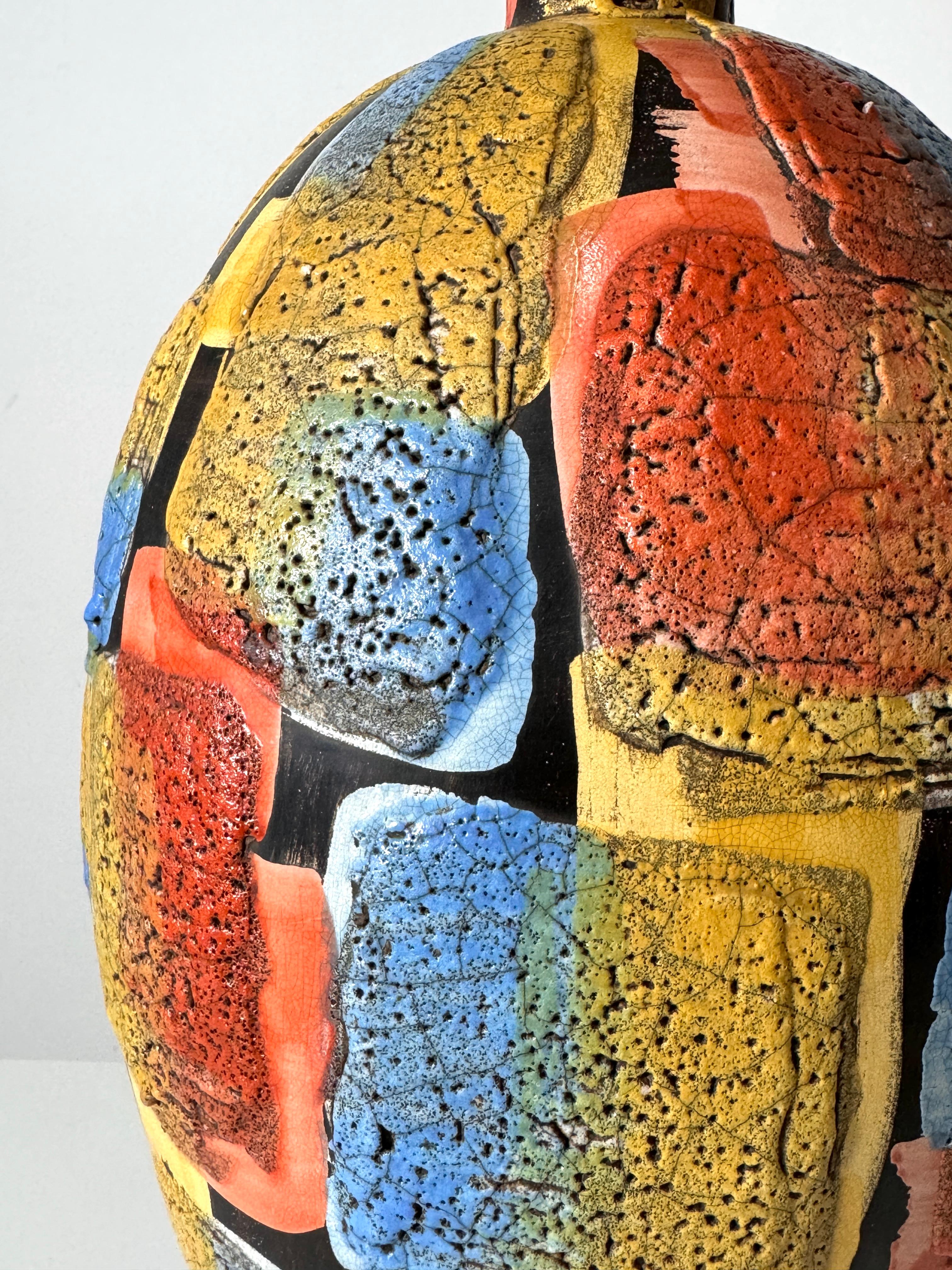 Paire de grandes lampes italiennes en céramique multicolore patchwork de lave glacée du milieu du siècle dernier en vente 3
