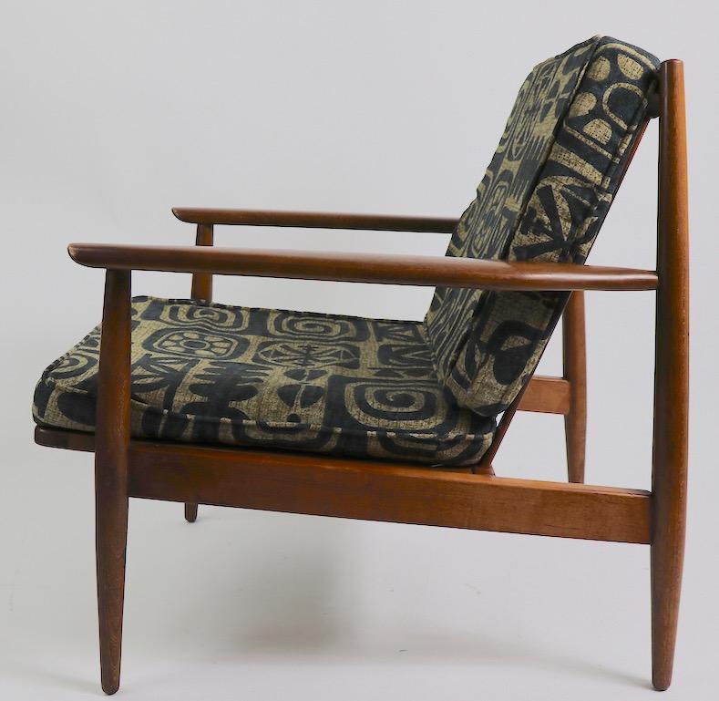 Pair of Mid Century  Lounge Chairs by Baumritter 8