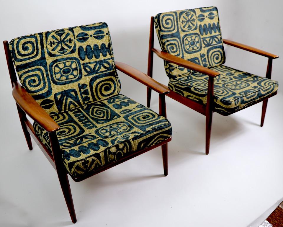 Mid-Century Modern Pair of Mid Century  Lounge Chairs by Baumritter