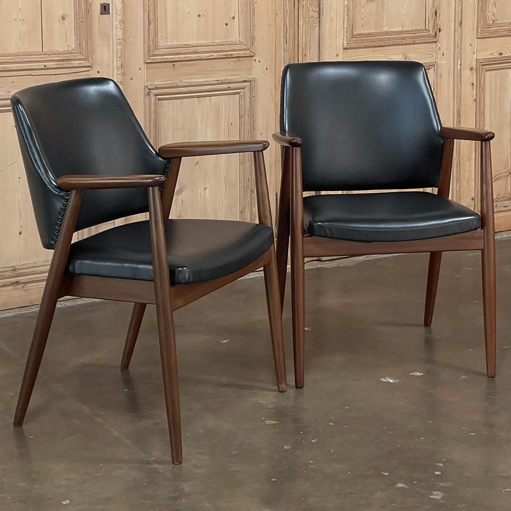 Mid-Century Modern Pair Mid-Century Mahogany & Faux Leather Armchairs For Sale