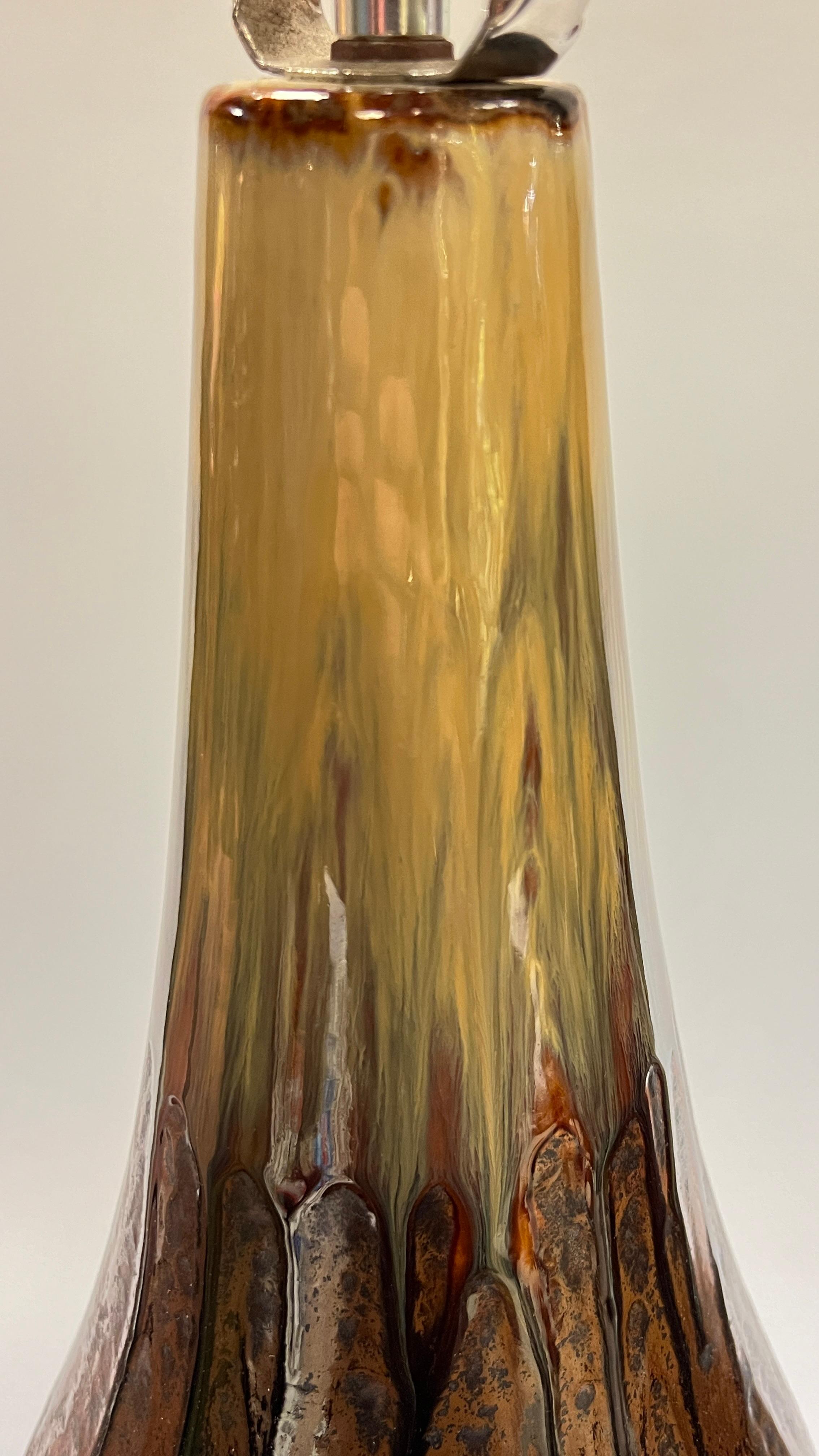 20th Century Pair Mid-Century Modern Amber and Brown Glazed Ceramic Table Lamps For Sale